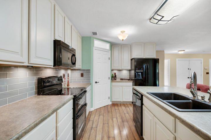 FIELD S/D 2ND ADDN - Residential