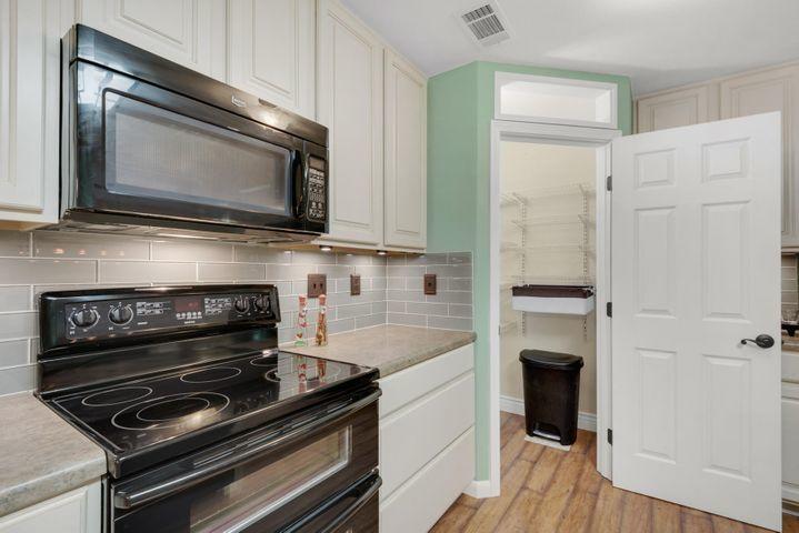 FIELD S/D 2ND ADDN - Residential