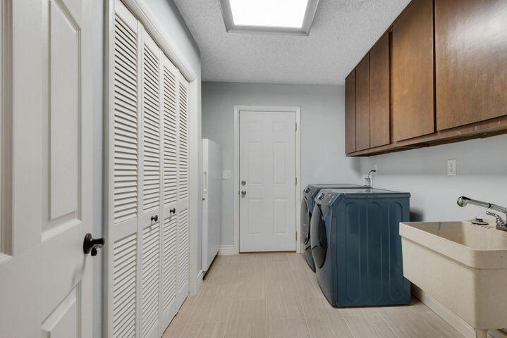 FIELD S/D 2ND ADDN - Residential