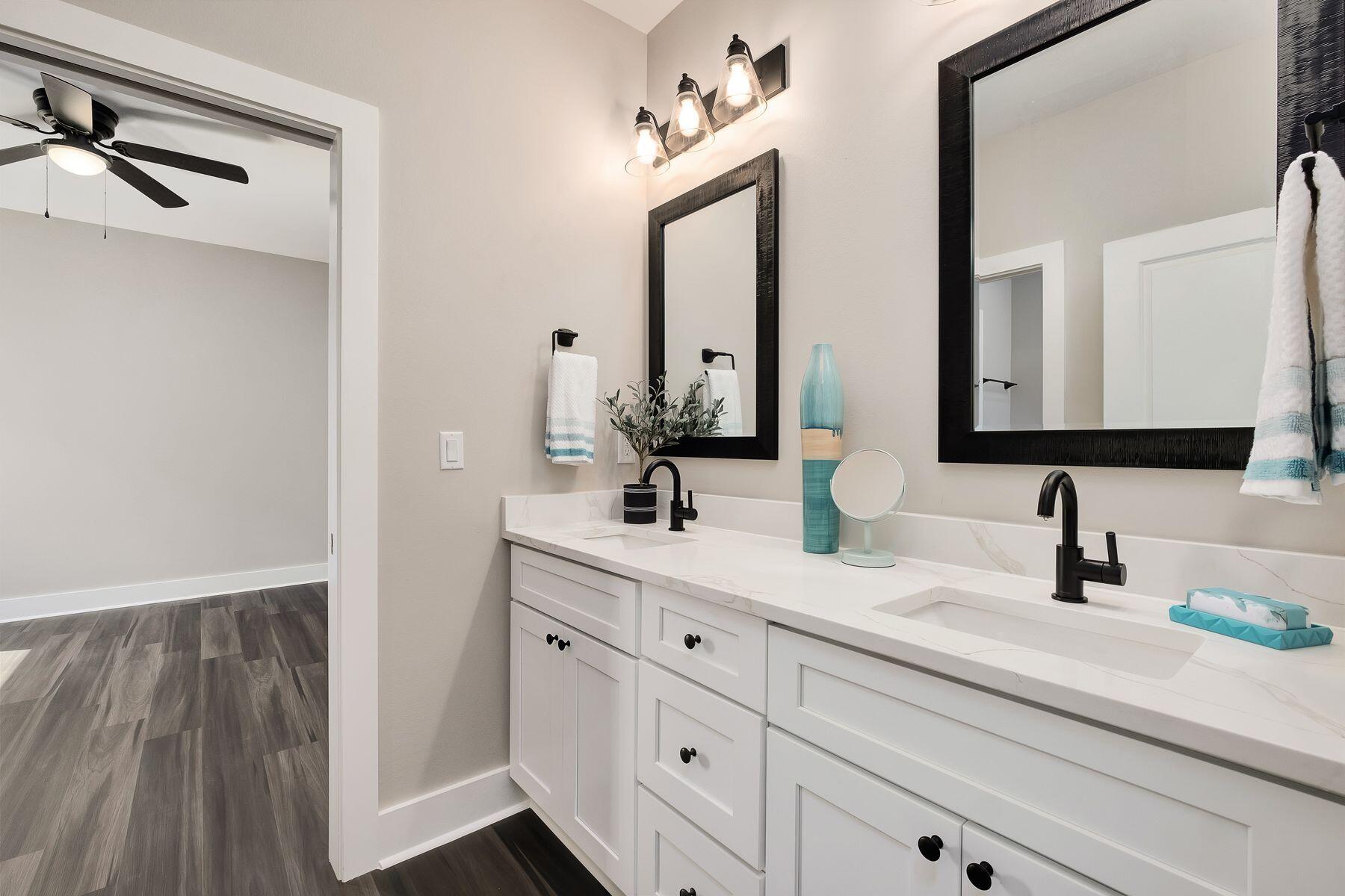 CALUSA BAY S/D - Residential