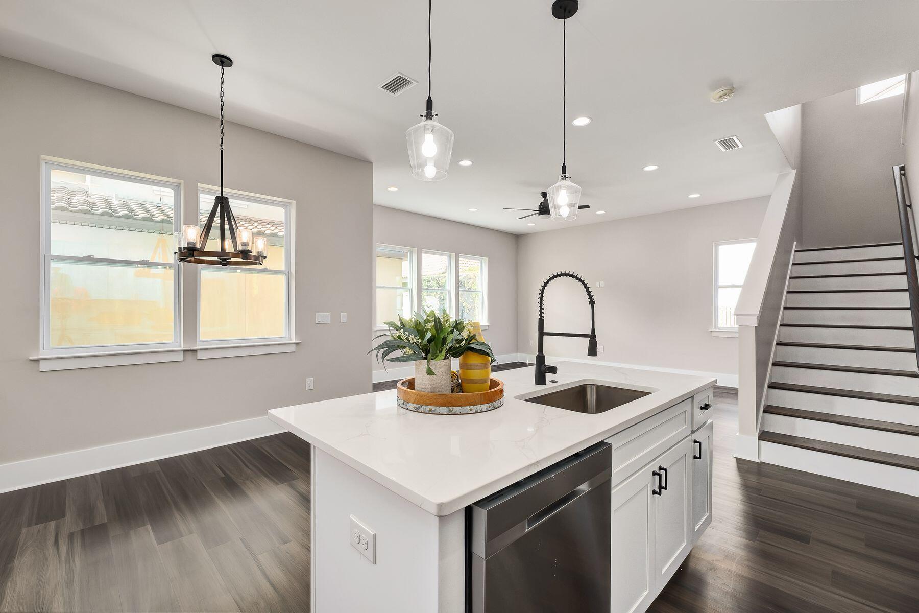 CALUSA BAY S/D - Residential