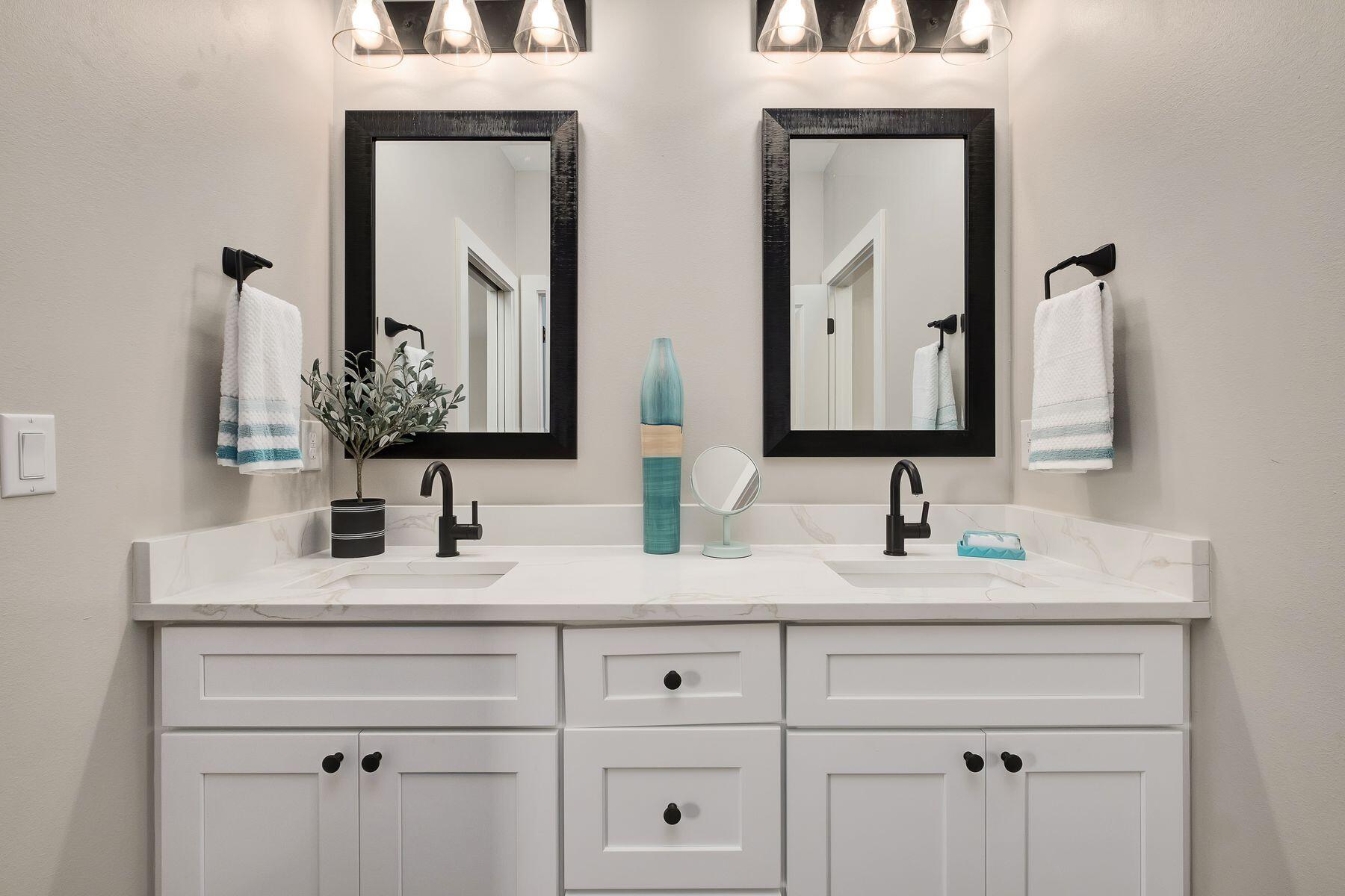 CALUSA BAY S/D - Residential