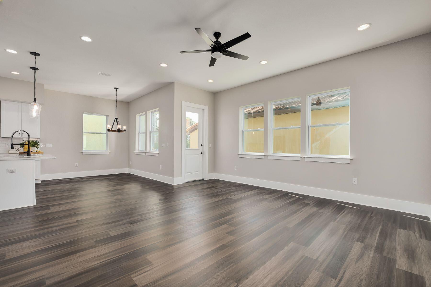 CALUSA BAY S/D - Residential