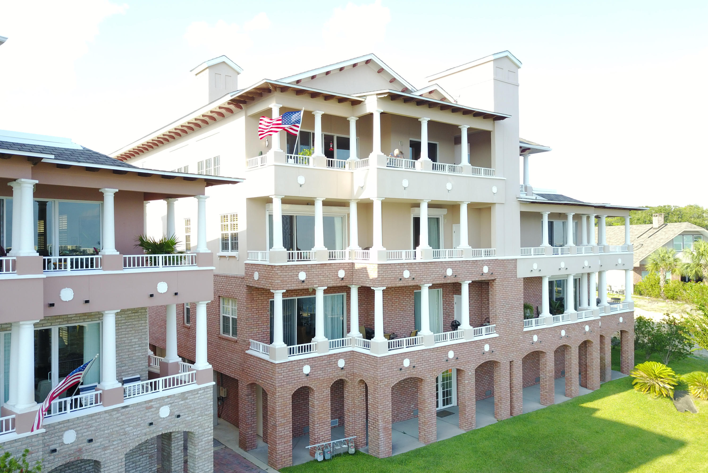 VILLA DI MARE - Residential