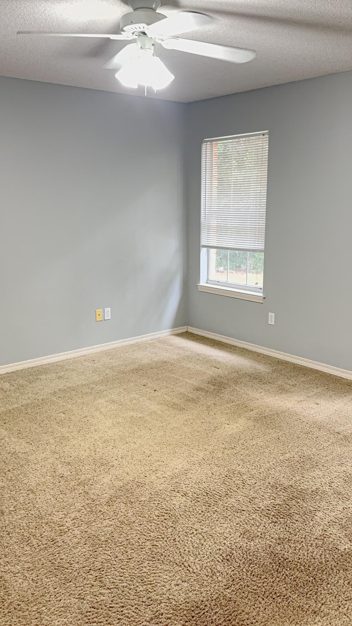 SANTILLANA - Residential Lease