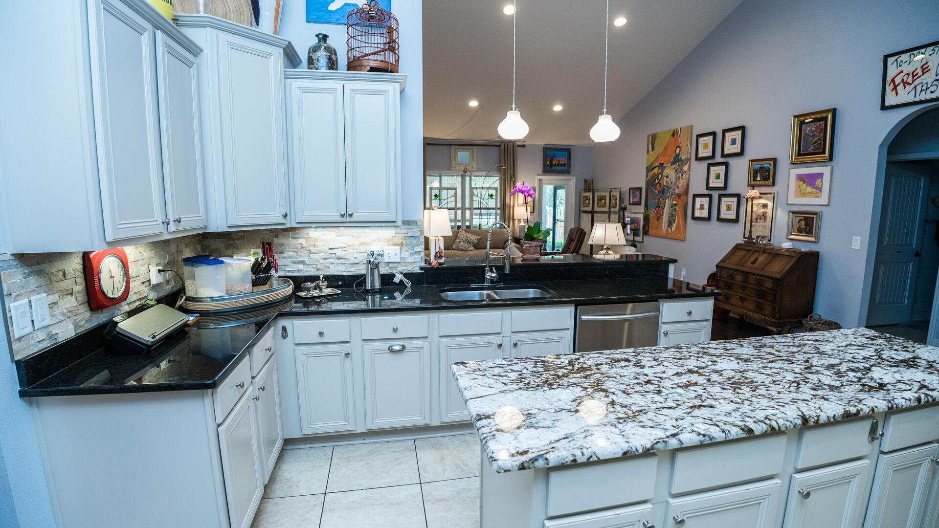 MUSSETT BAYOU ESTATES - Residential