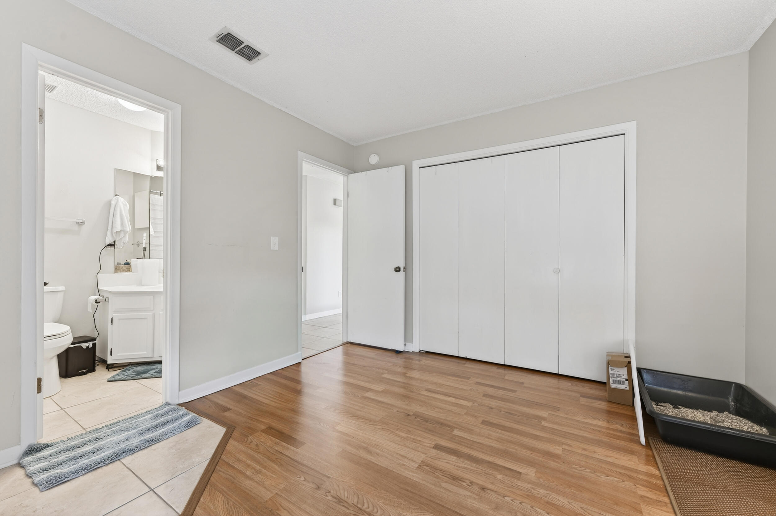 GARDEN OAKS CONDO - Residential