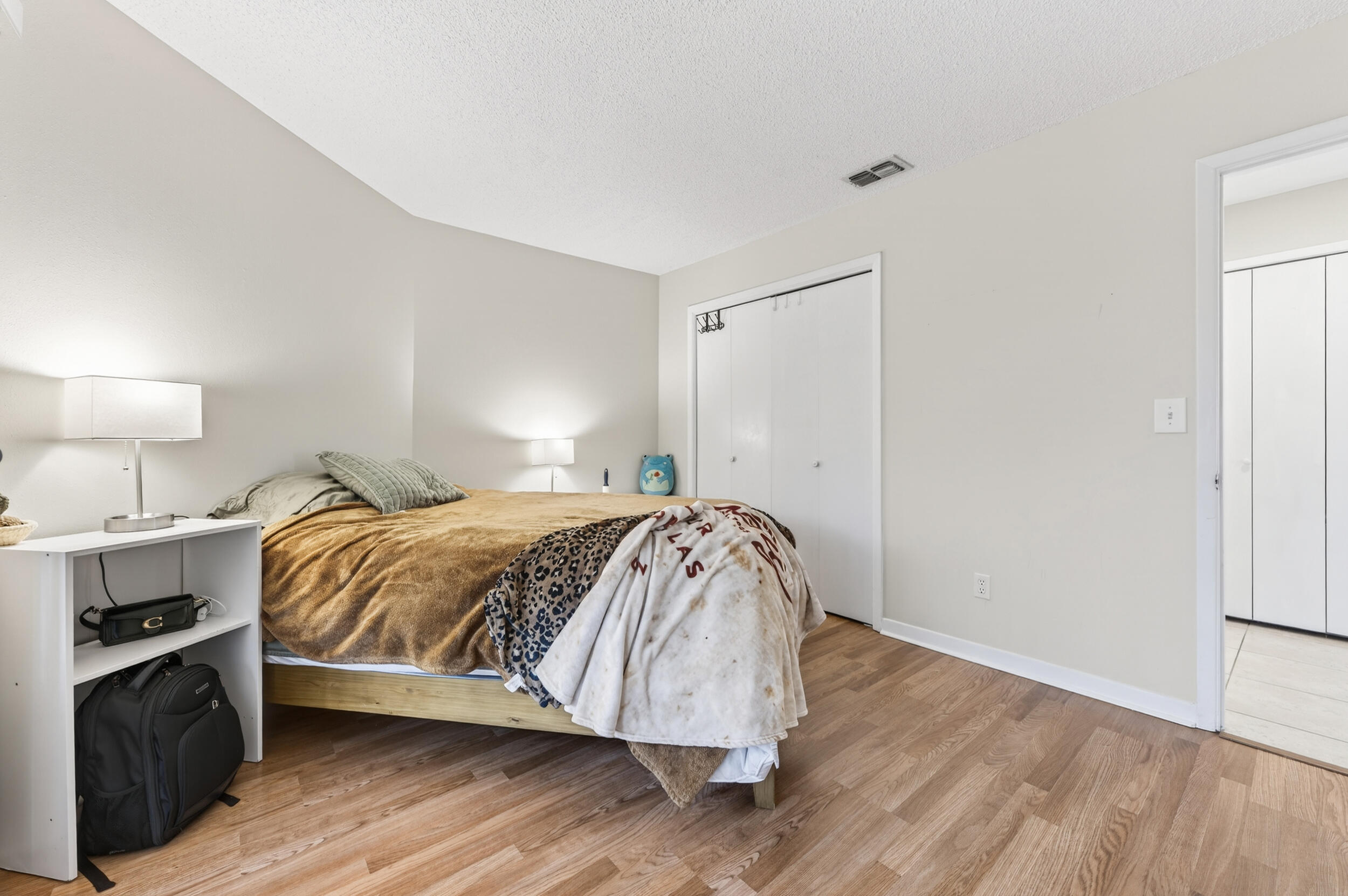 GARDEN OAKS CONDO - Residential