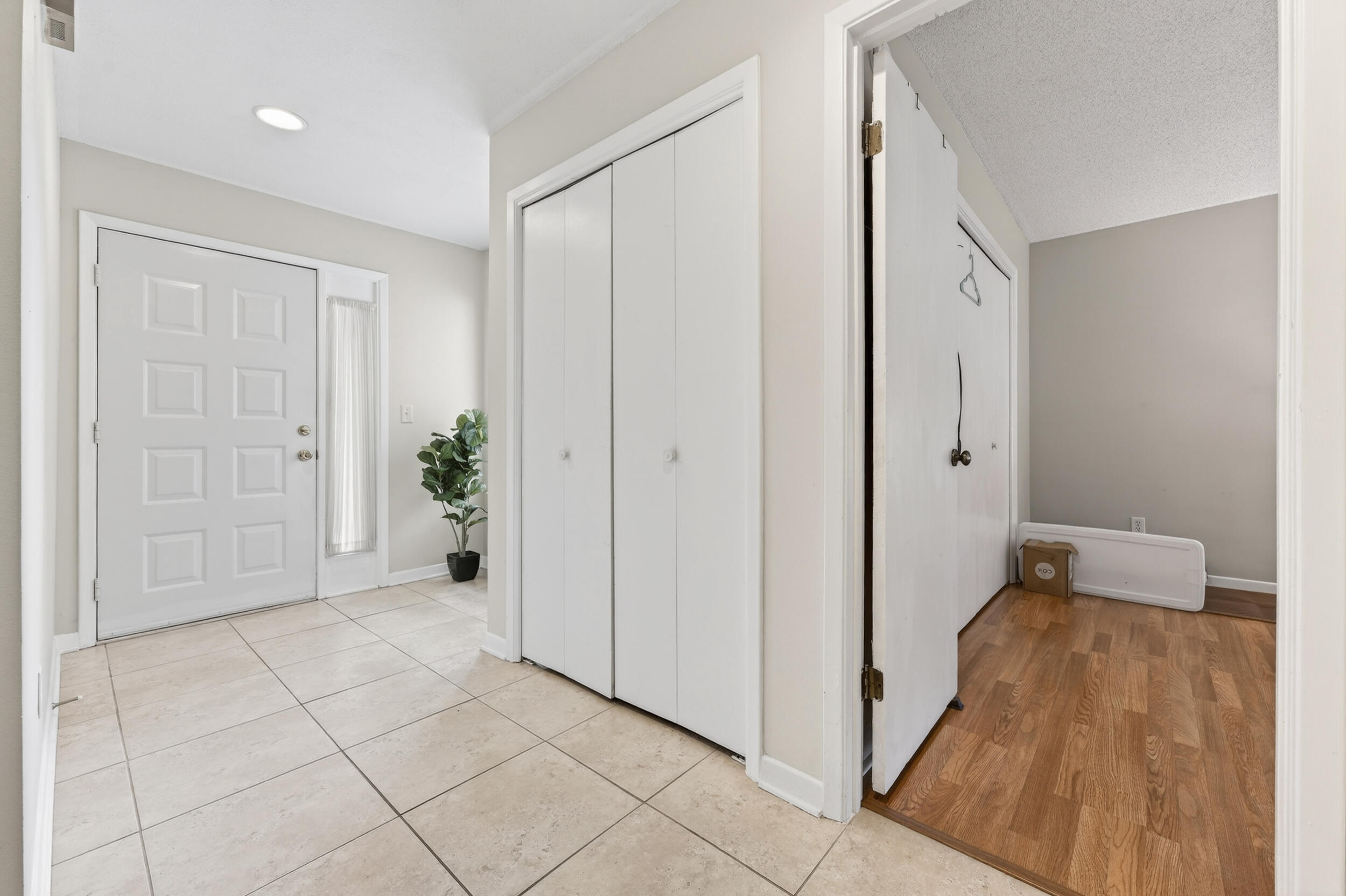 GARDEN OAKS CONDO - Residential