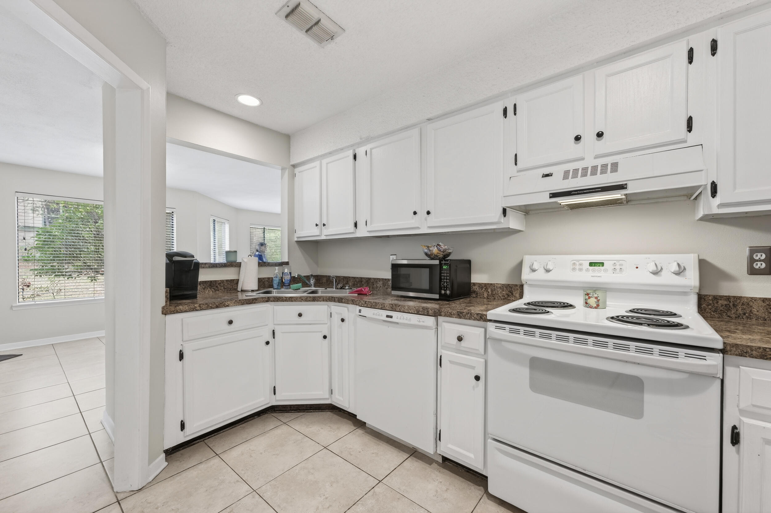 GARDEN OAKS CONDO - Residential