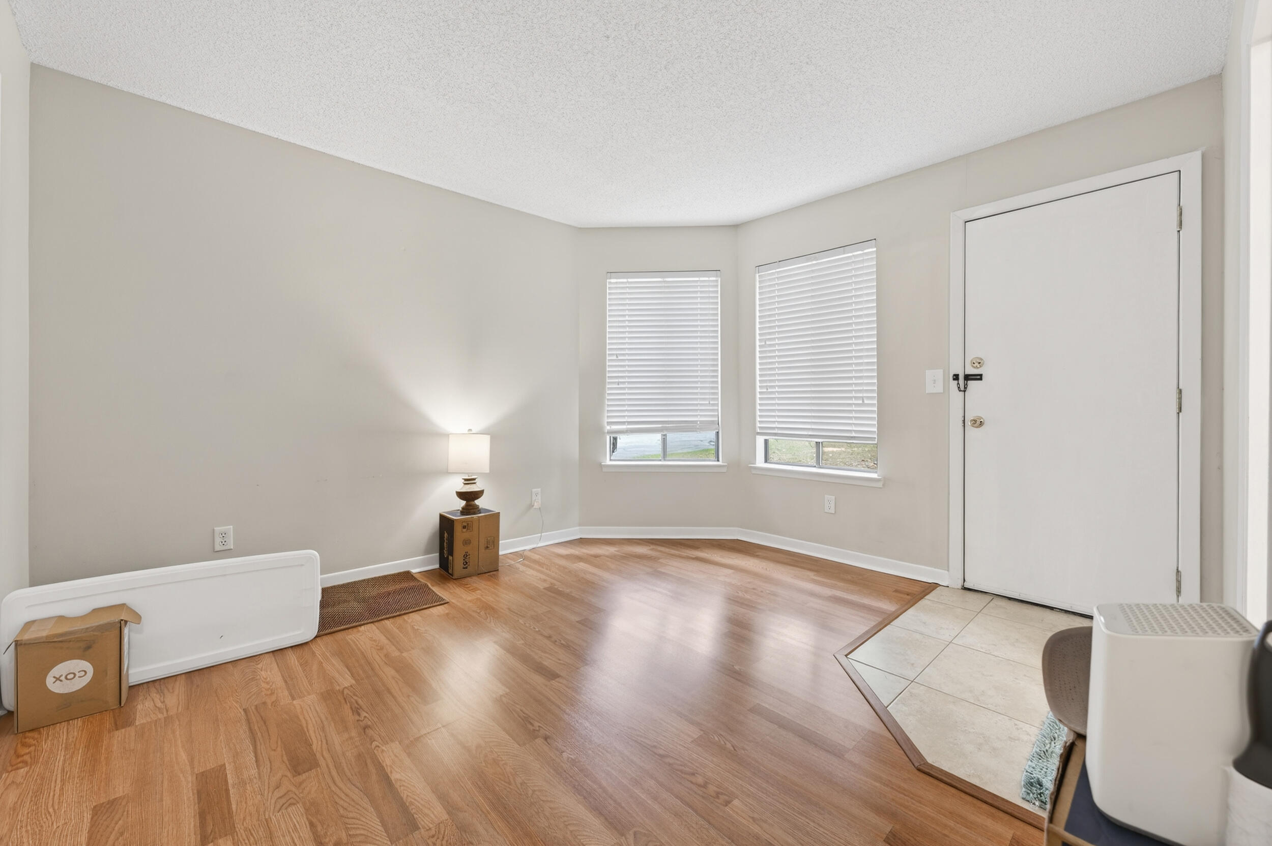 GARDEN OAKS CONDO - Residential