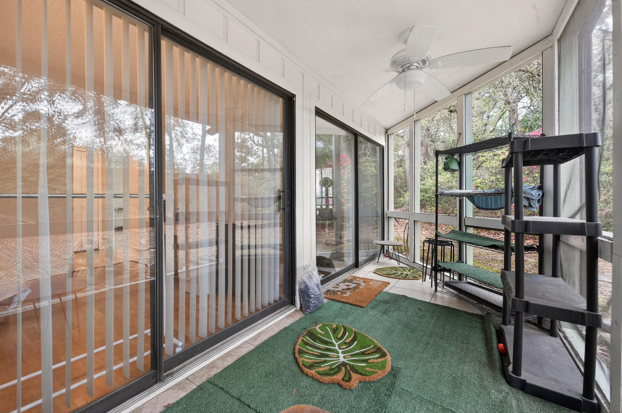 GARDEN OAKS CONDO - Residential