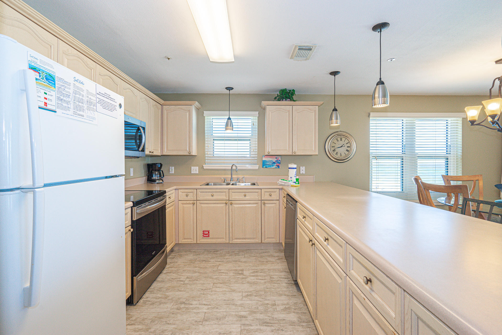 EMERALD DUNES CONDO - Residential