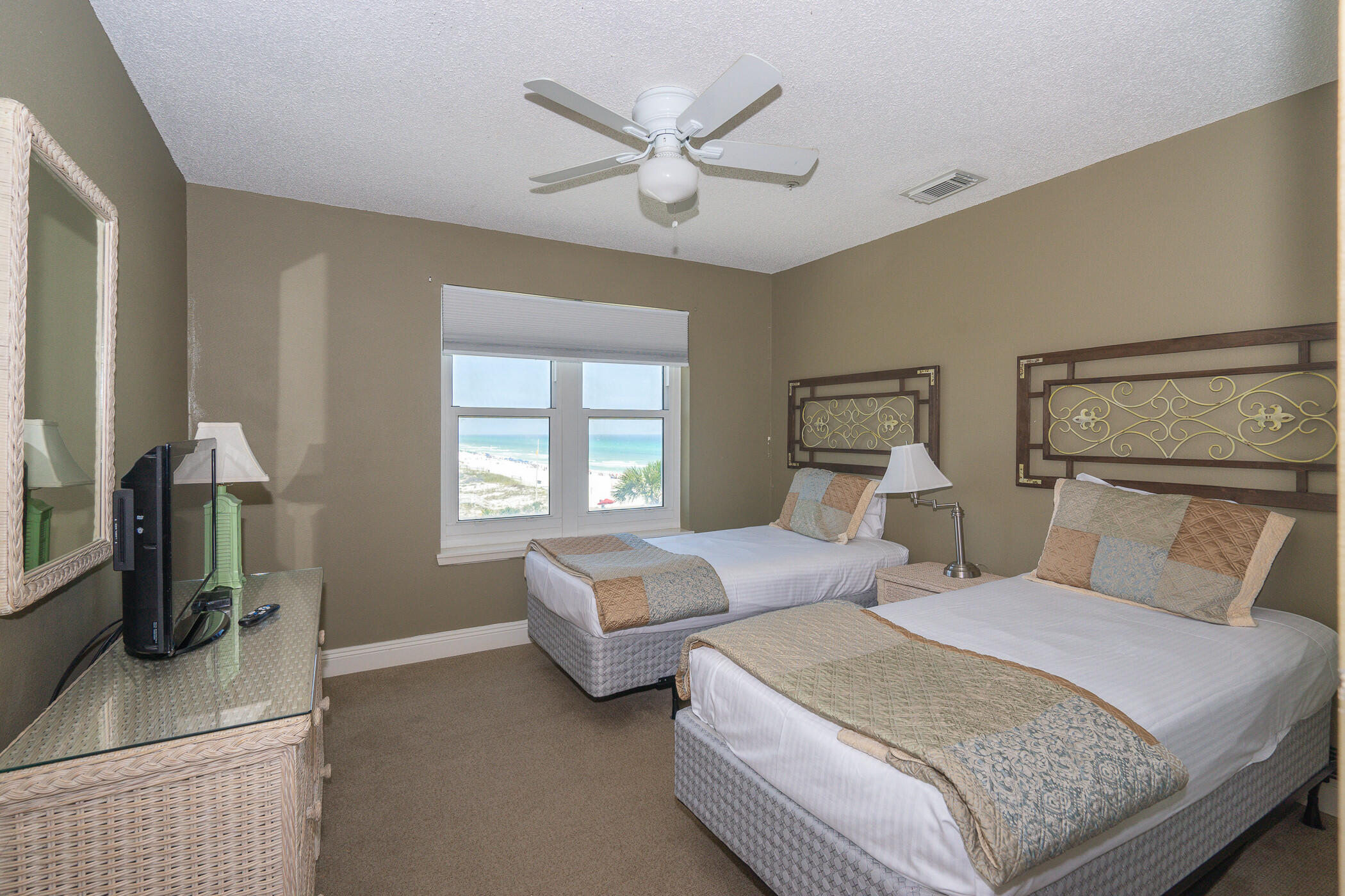 EMERALD DUNES CONDO - Residential