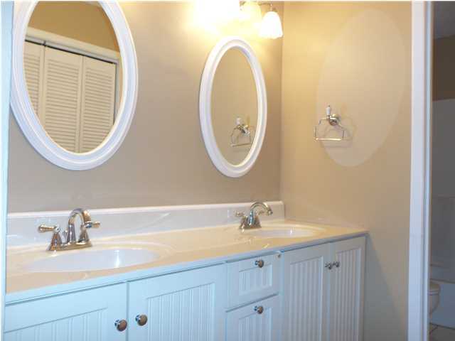 SADDLE CREEK - Residential Lease