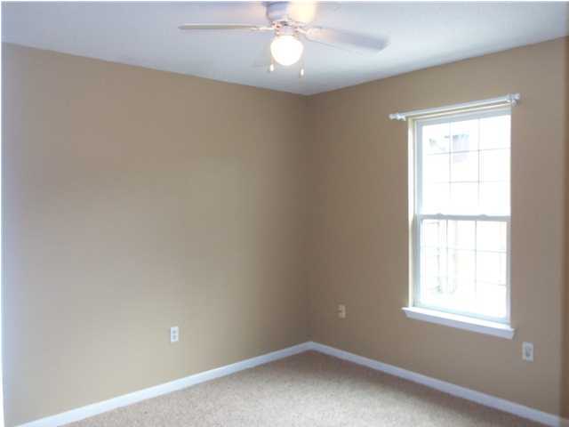 SADDLE CREEK - Residential Lease