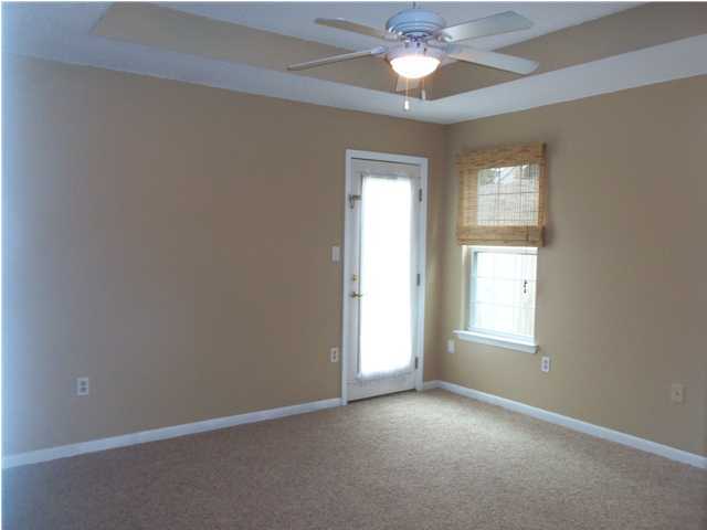 SADDLE CREEK - Residential Lease