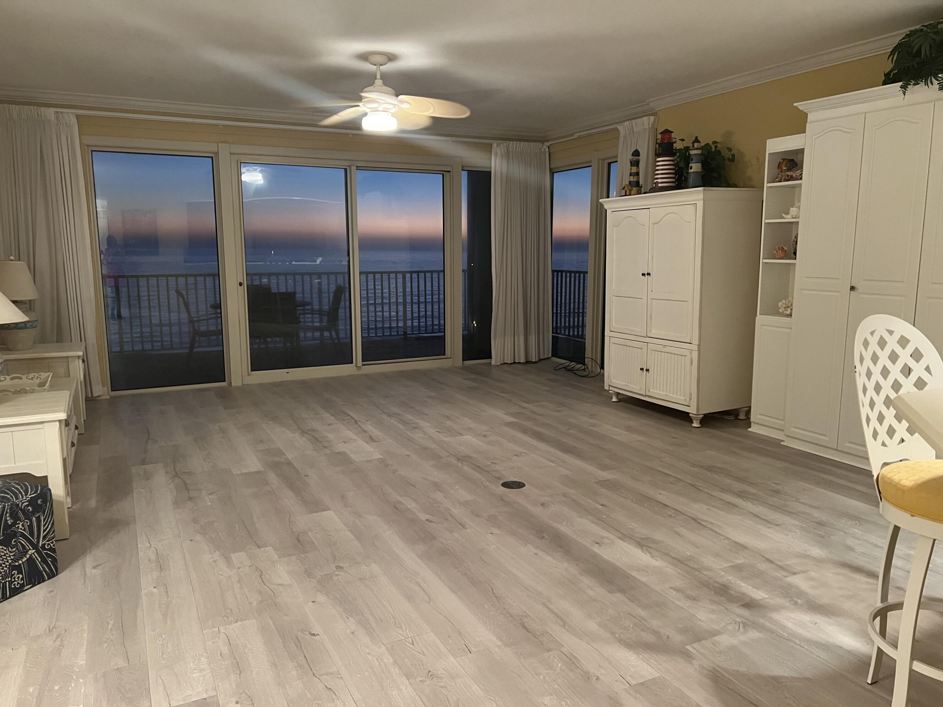 Grande Surf - Residential