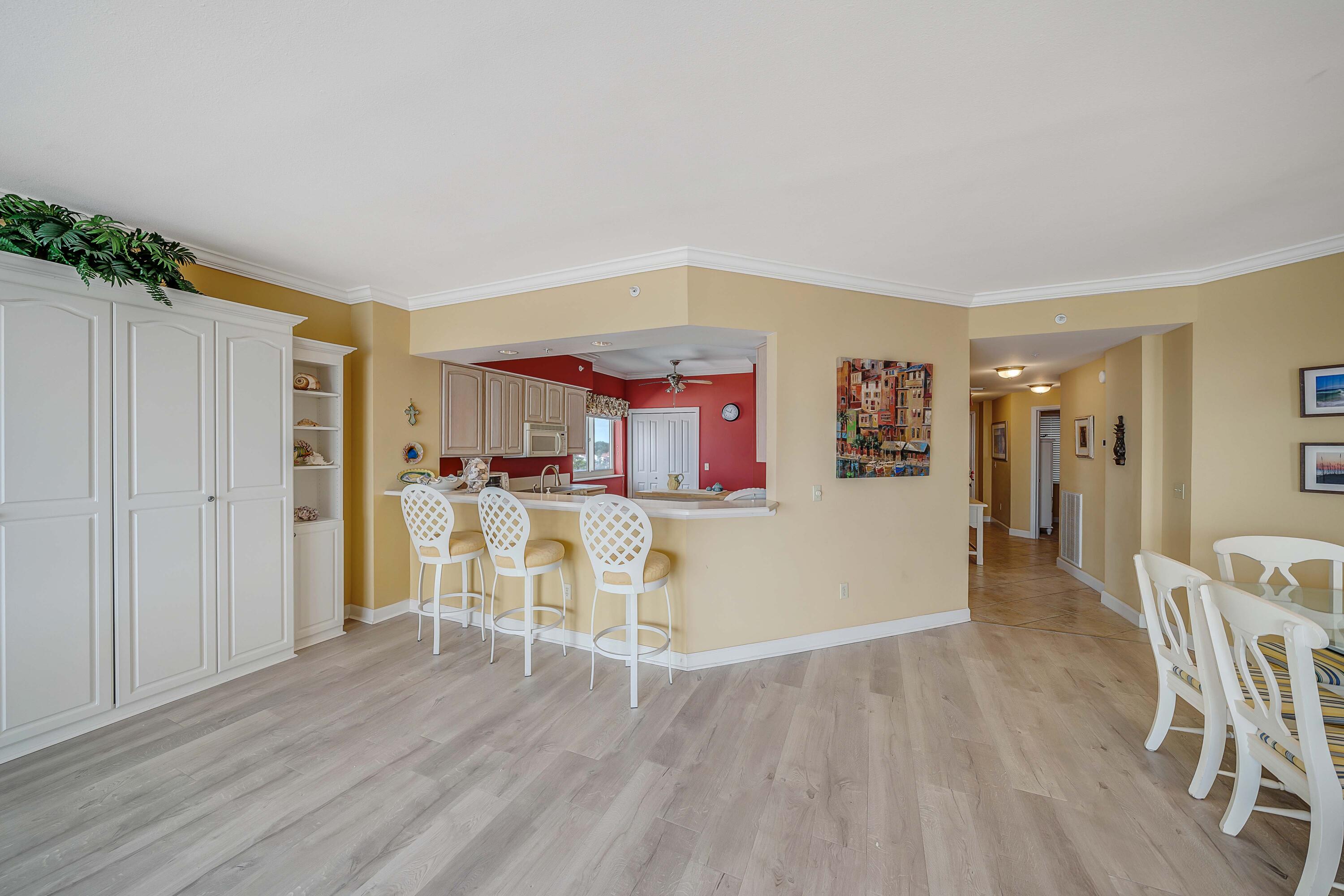 Grande Surf - Residential