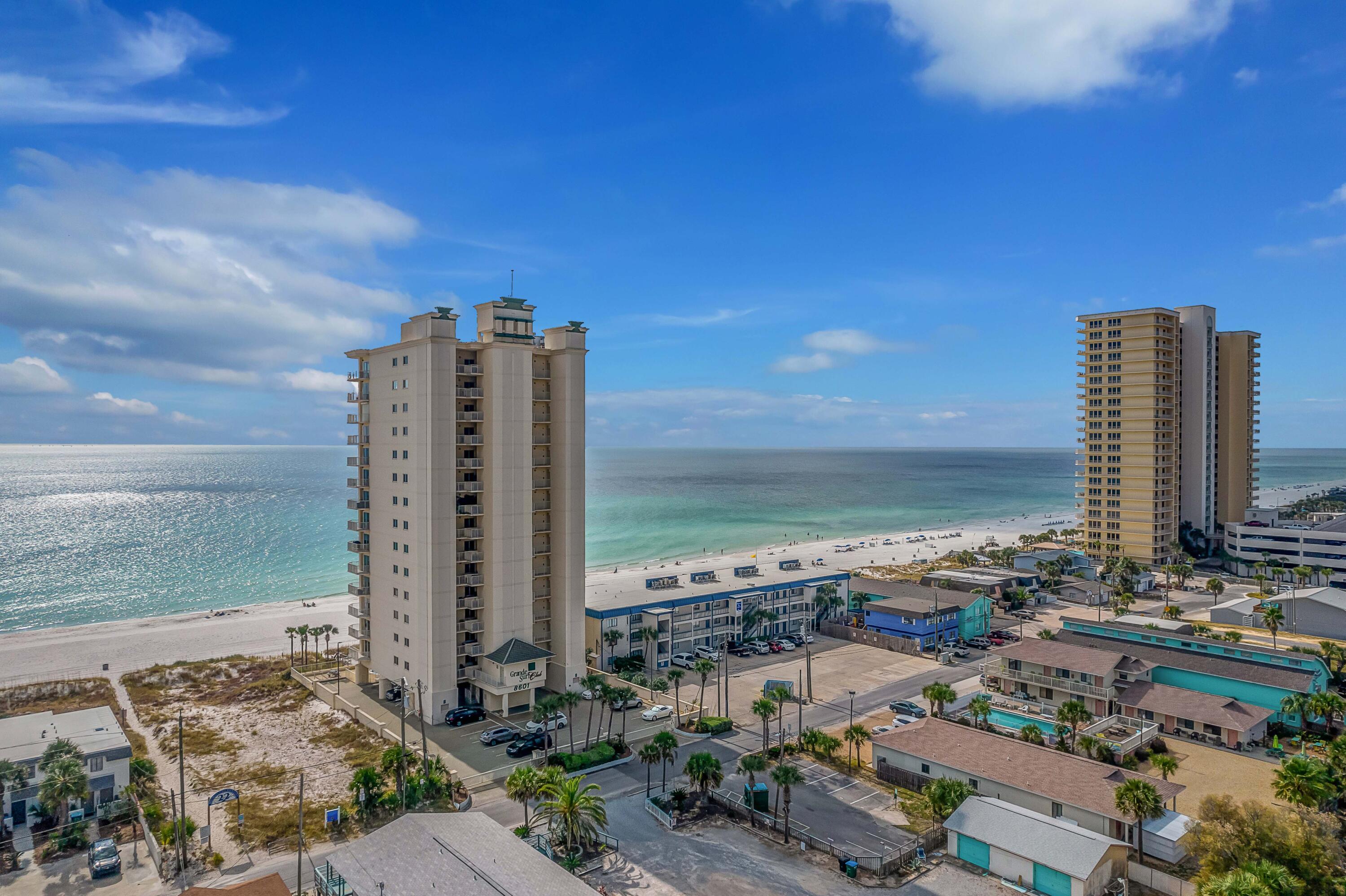 Grande Surf - Residential