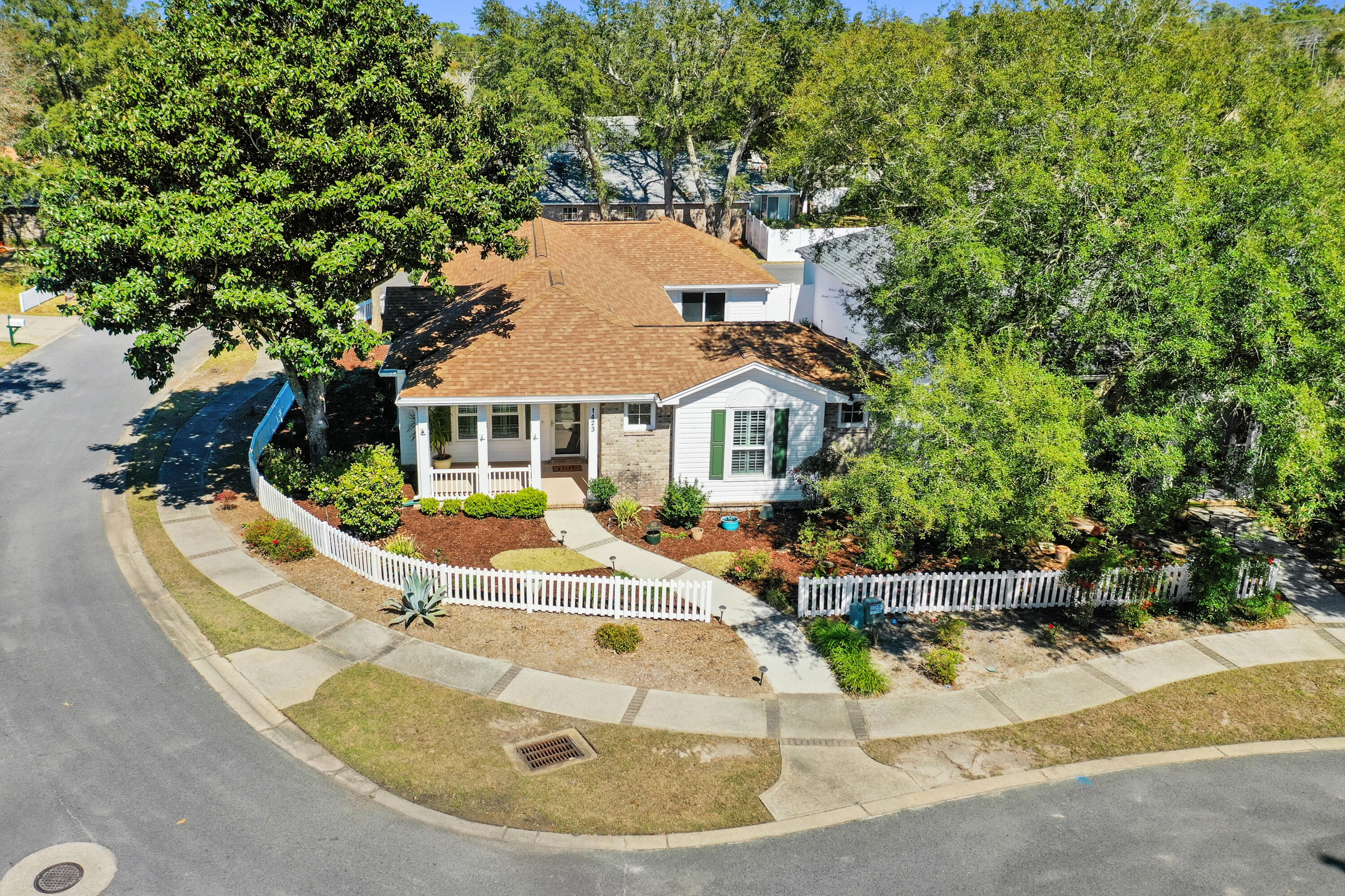 MAGNOLIA PLANTATION AT BLUEWATER BAY - Residential