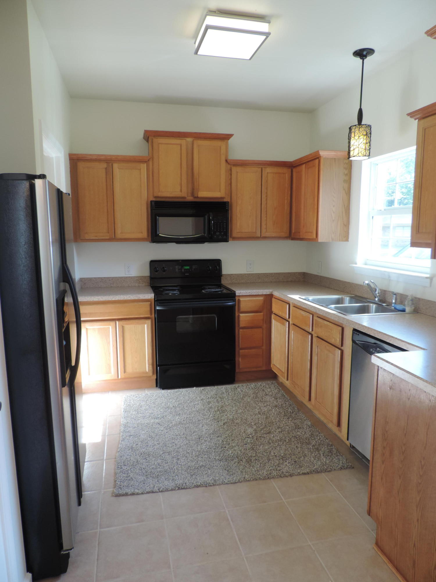 QUIET OAKS S/D - Residential