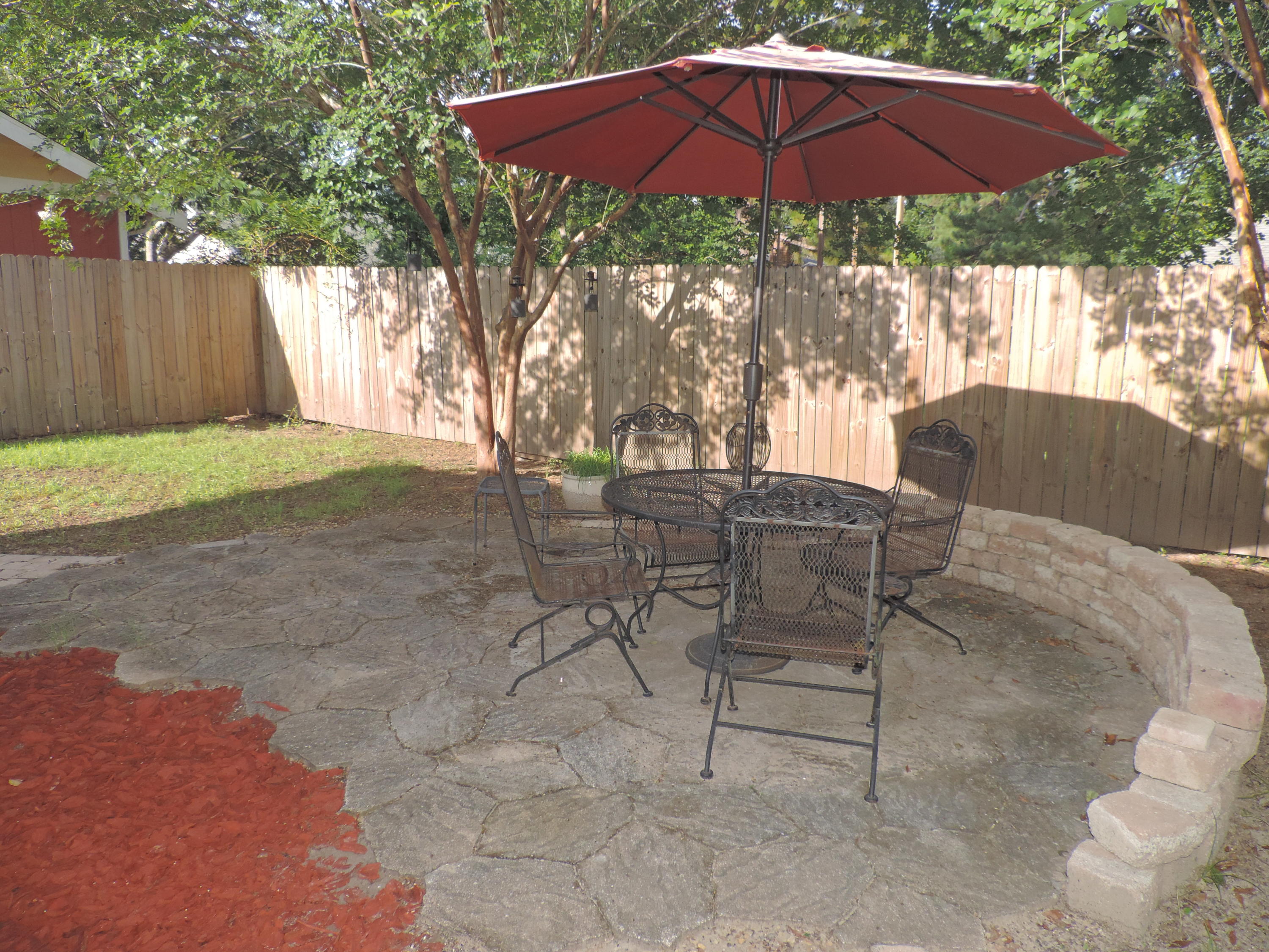 QUIET OAKS S/D - Residential