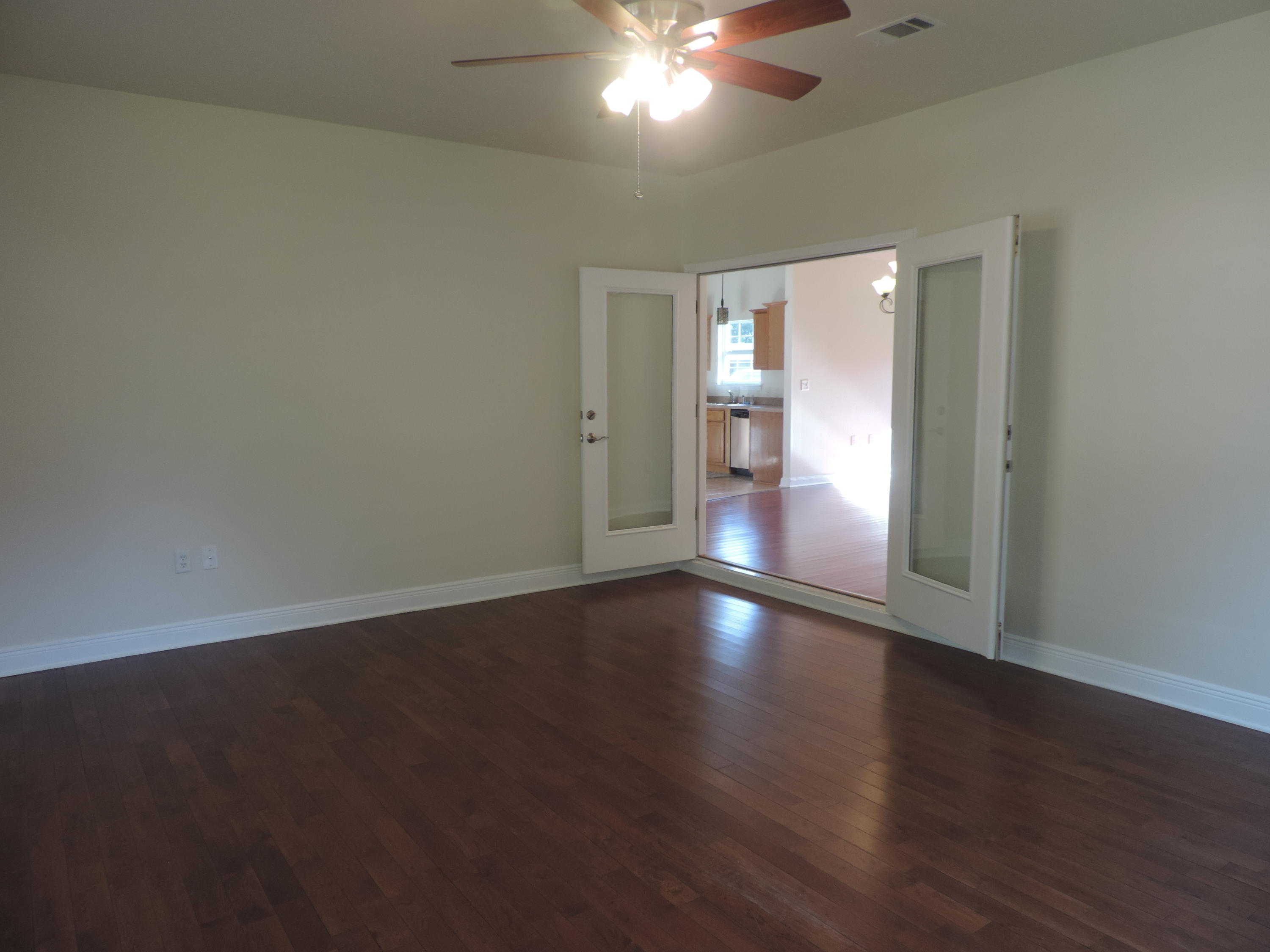 QUIET OAKS S/D - Residential