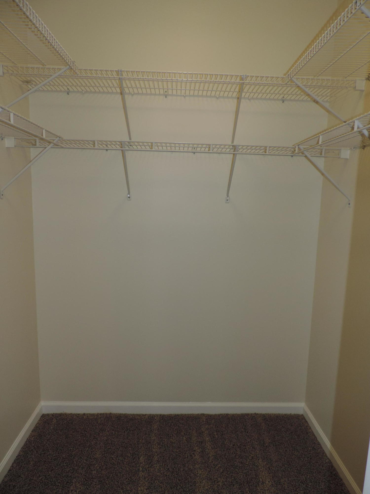 QUIET OAKS S/D - Residential