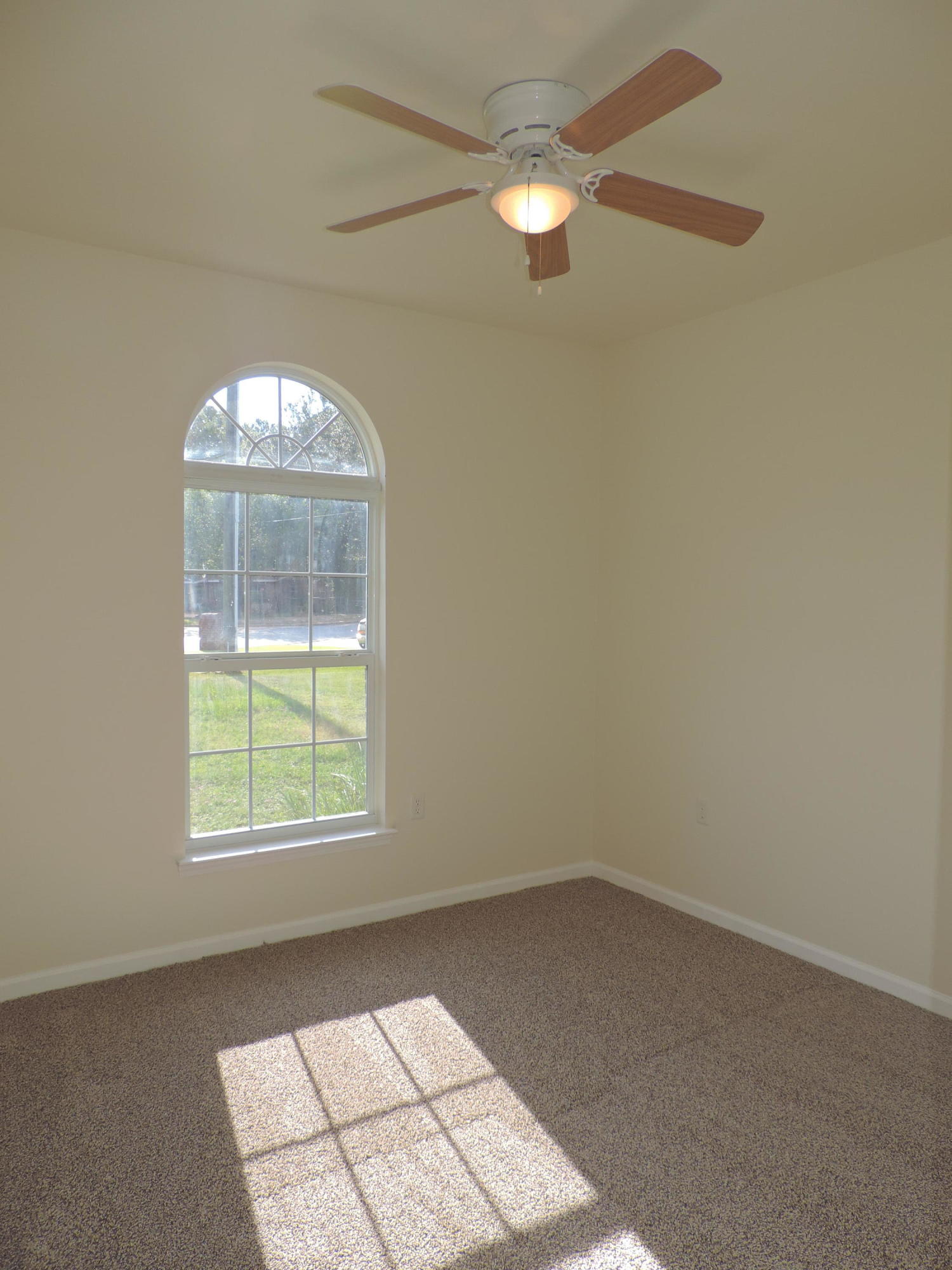 QUIET OAKS S/D - Residential