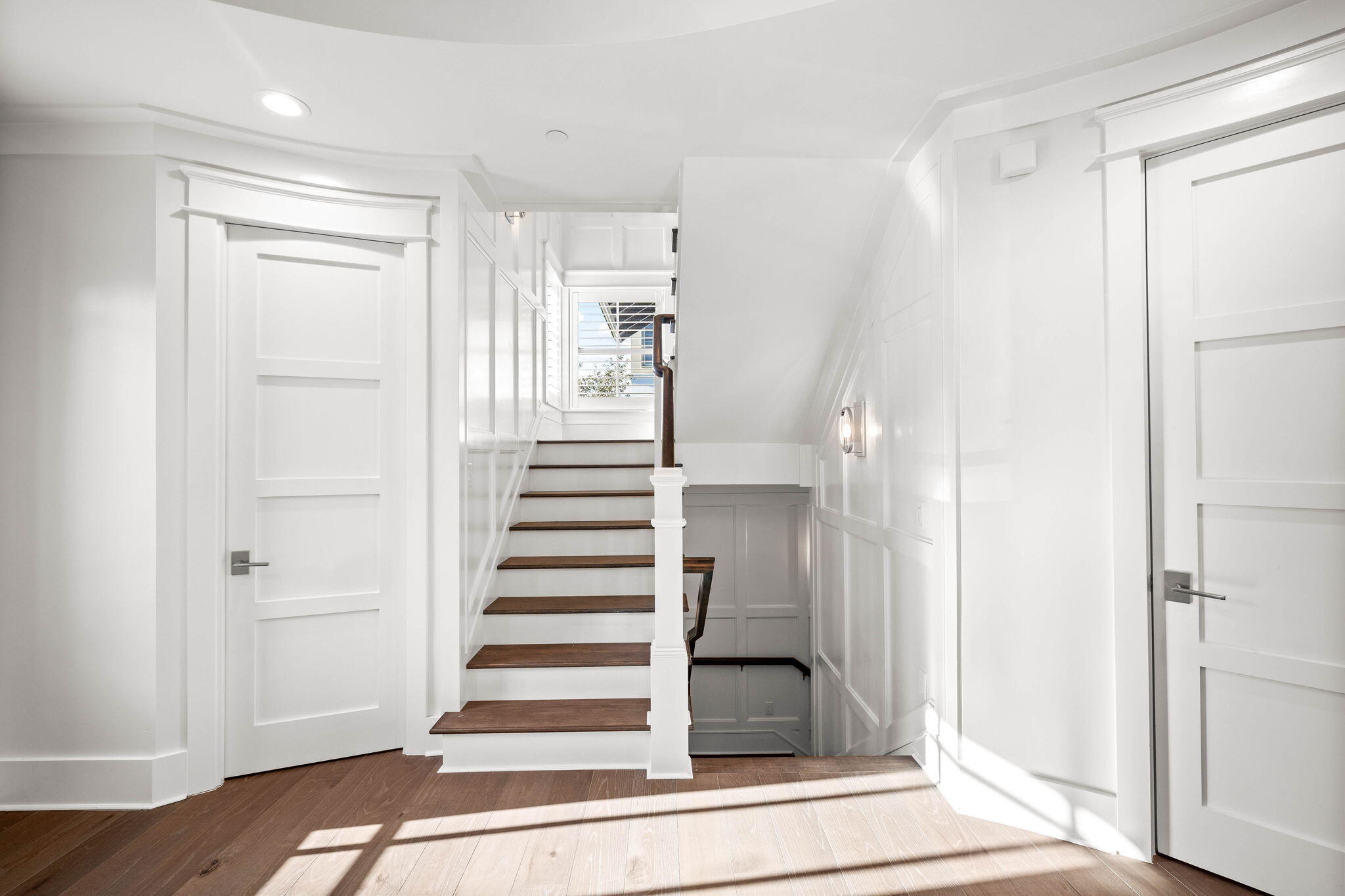 RETREAT THE - Residential