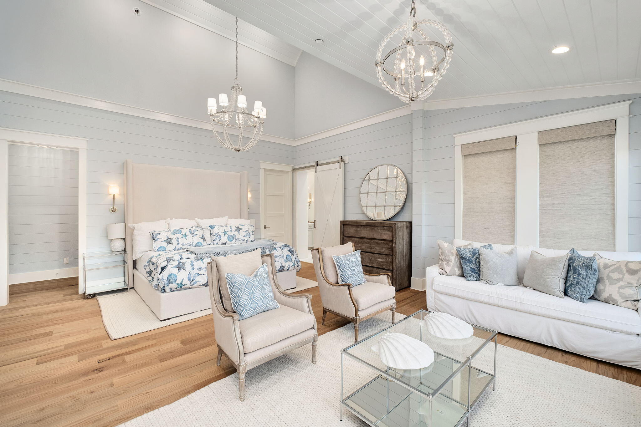 RETREAT THE - Residential