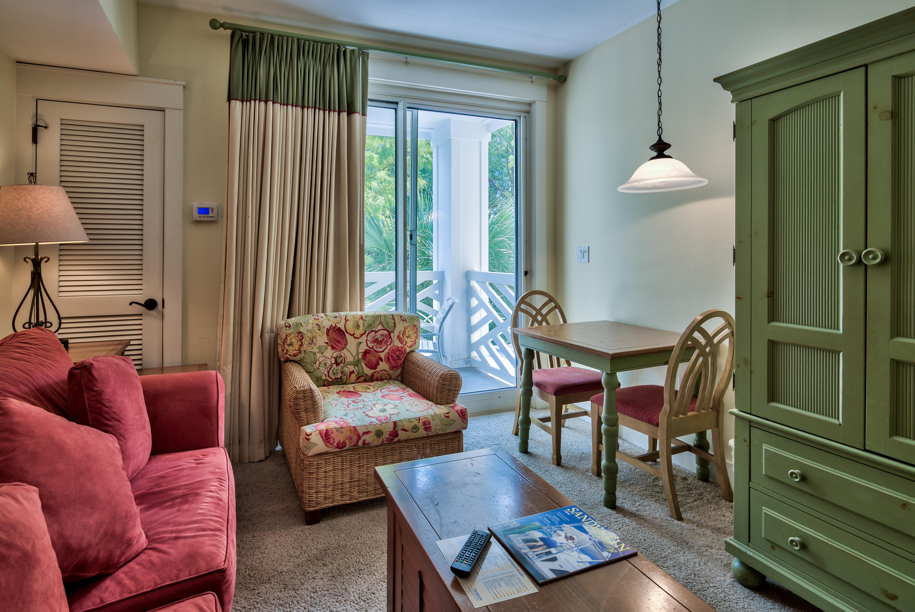 PILOT HOUSE - Residential