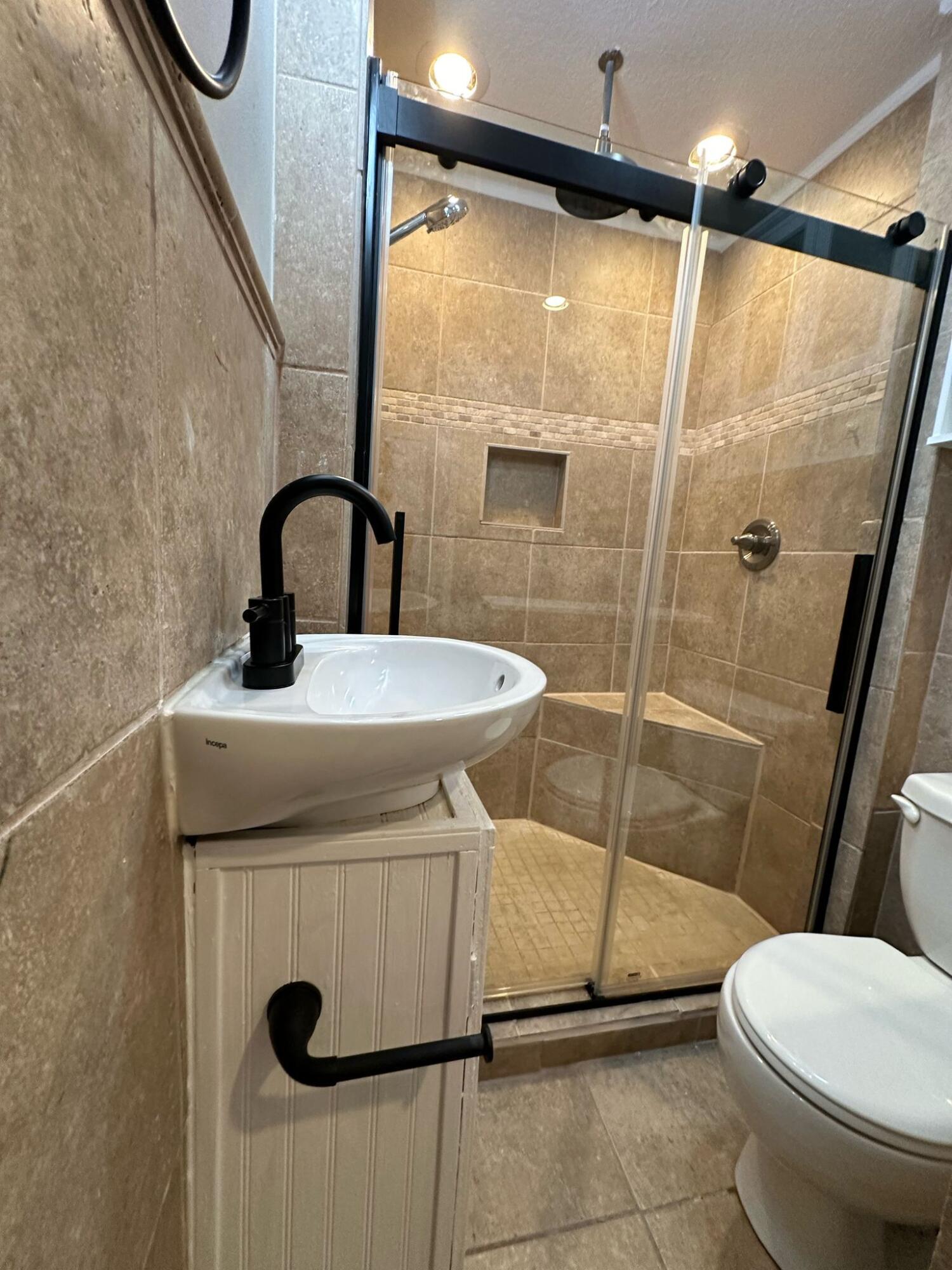 KELLY HILL ESTATES - Residential