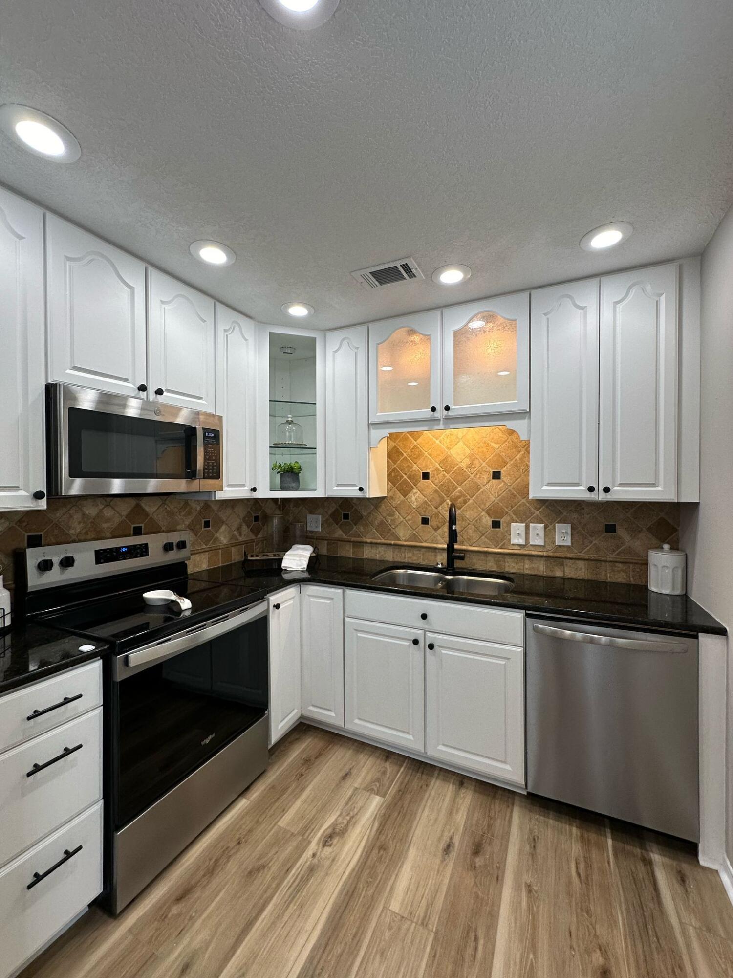 KELLY HILL ESTATES - Residential