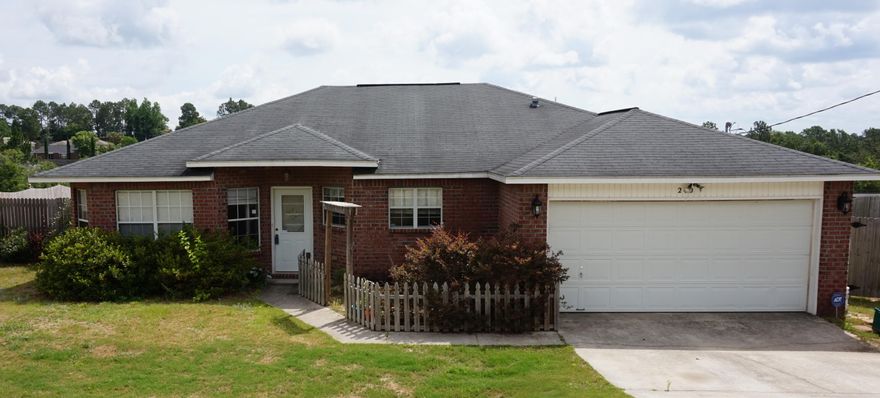 Short Sale. This home is priced to sell! Located south of I-10 in Crestview and only minutes to the military bases. This 3 bedroom/2 bathroom home with an additional office/playroom has an open and spacious floor plan. Amazing back deck and large backyard. The kitchen provides a lot of storage and alarge window over the sink that overlooks the front yard.