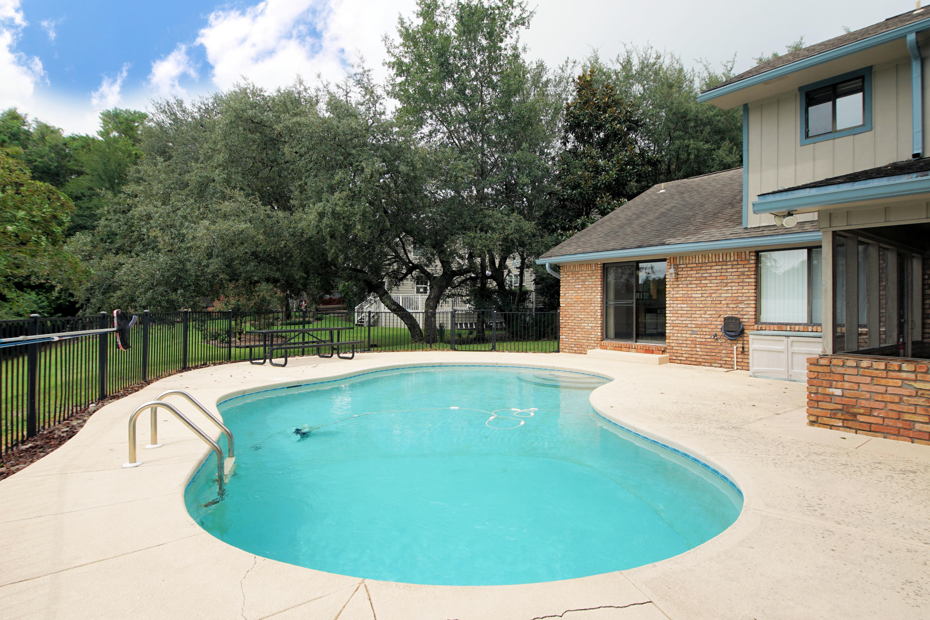 BLUEWATER BAY - Residential Lease