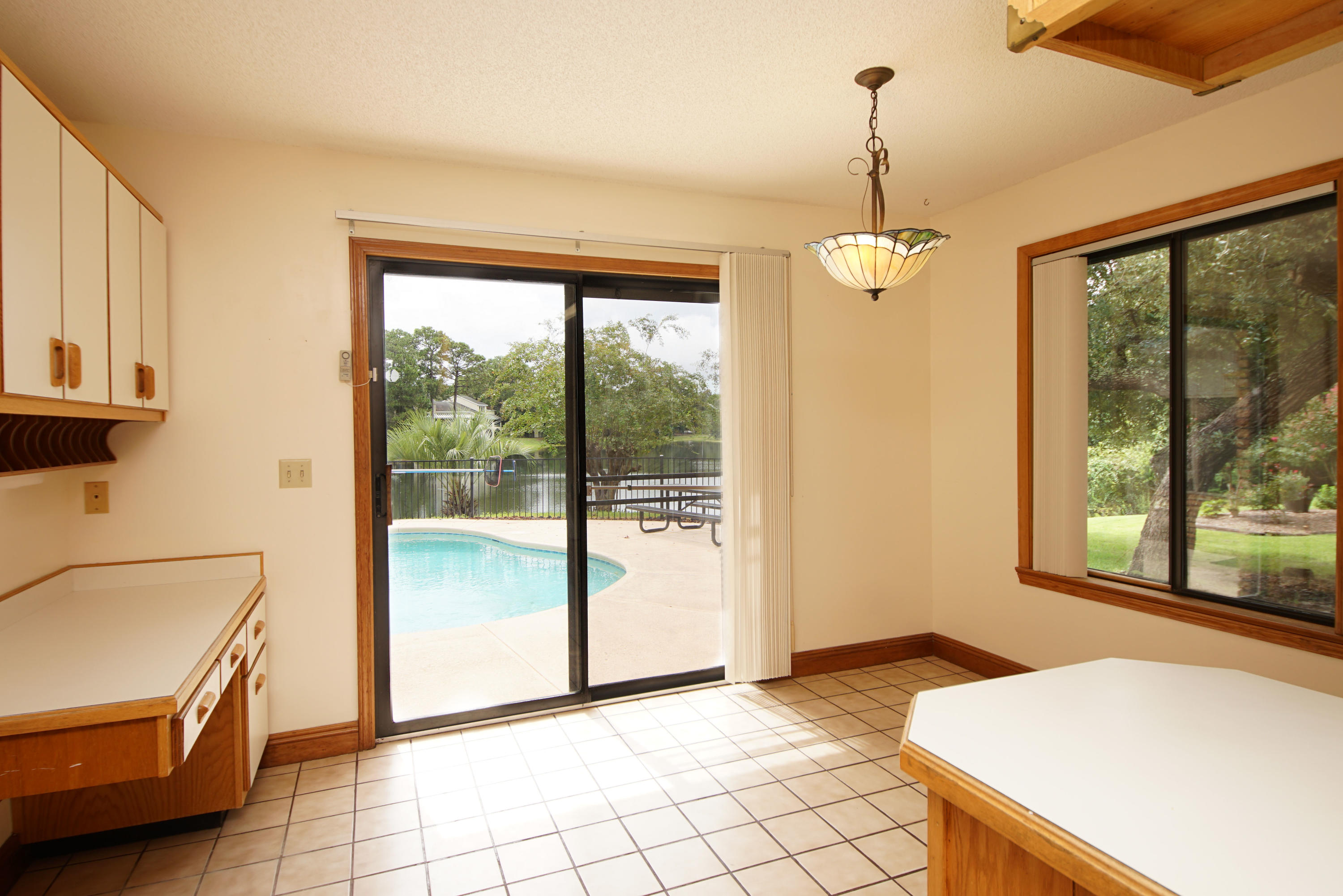 BLUEWATER BAY - Residential Lease