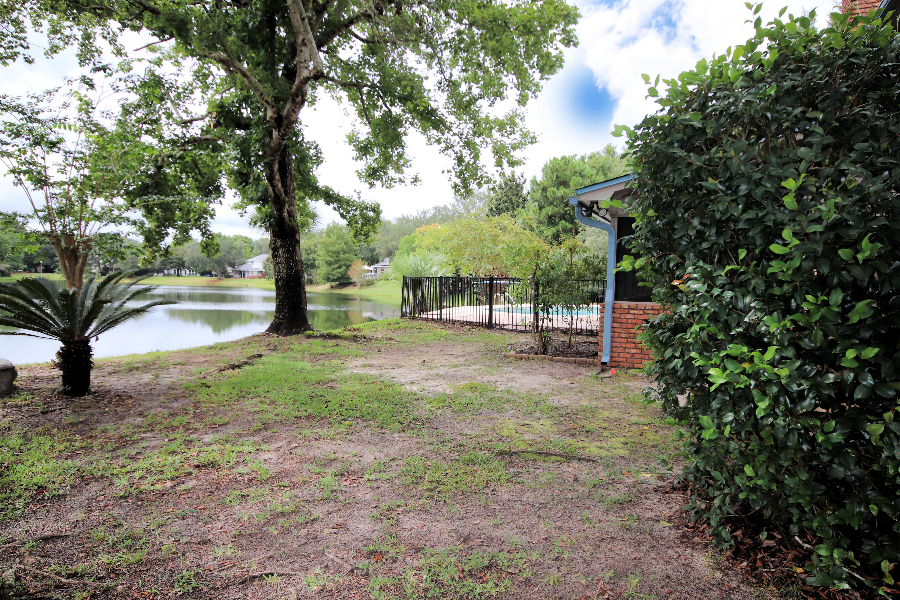 BLUEWATER BAY - Residential Lease