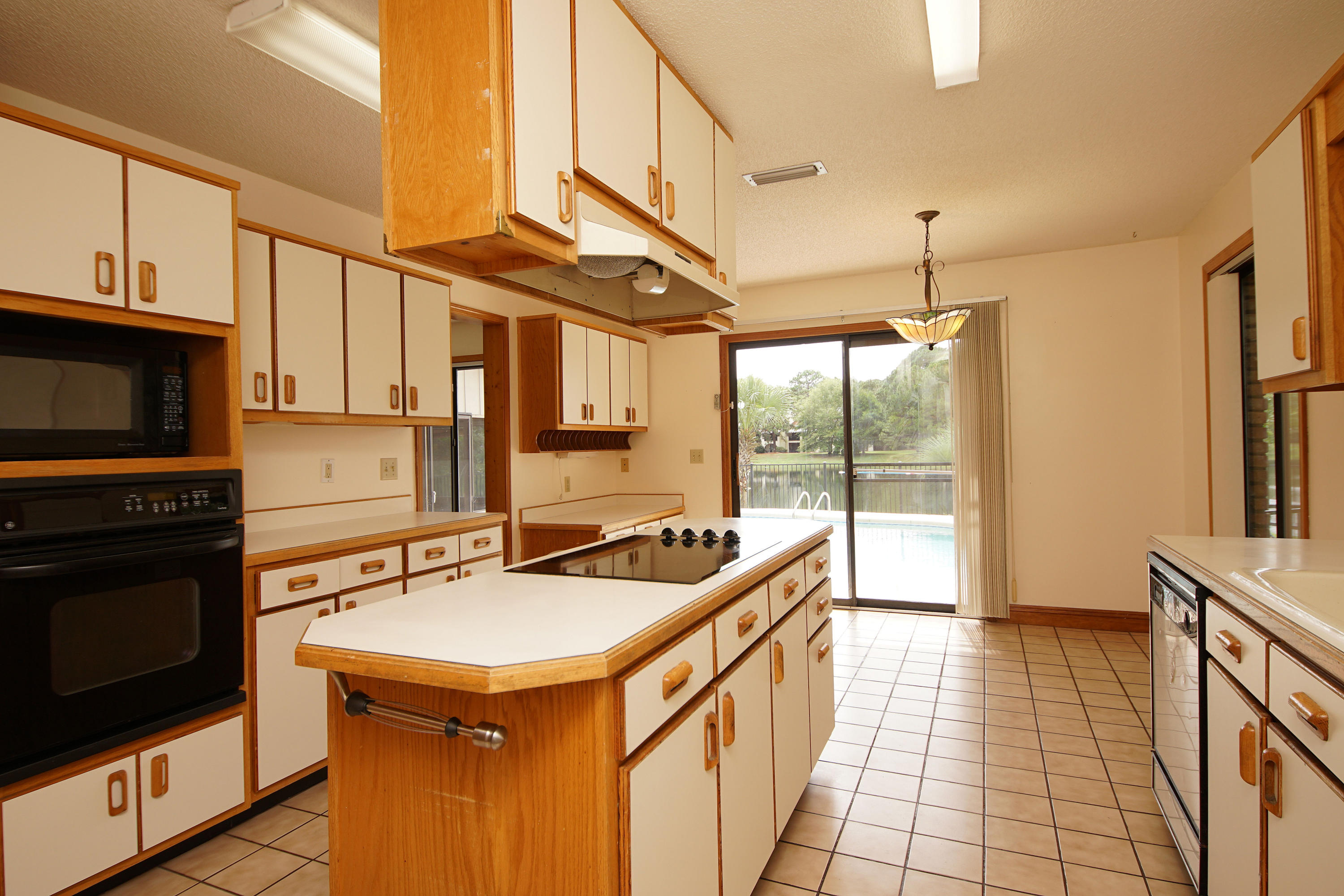 BLUEWATER BAY - Residential Lease