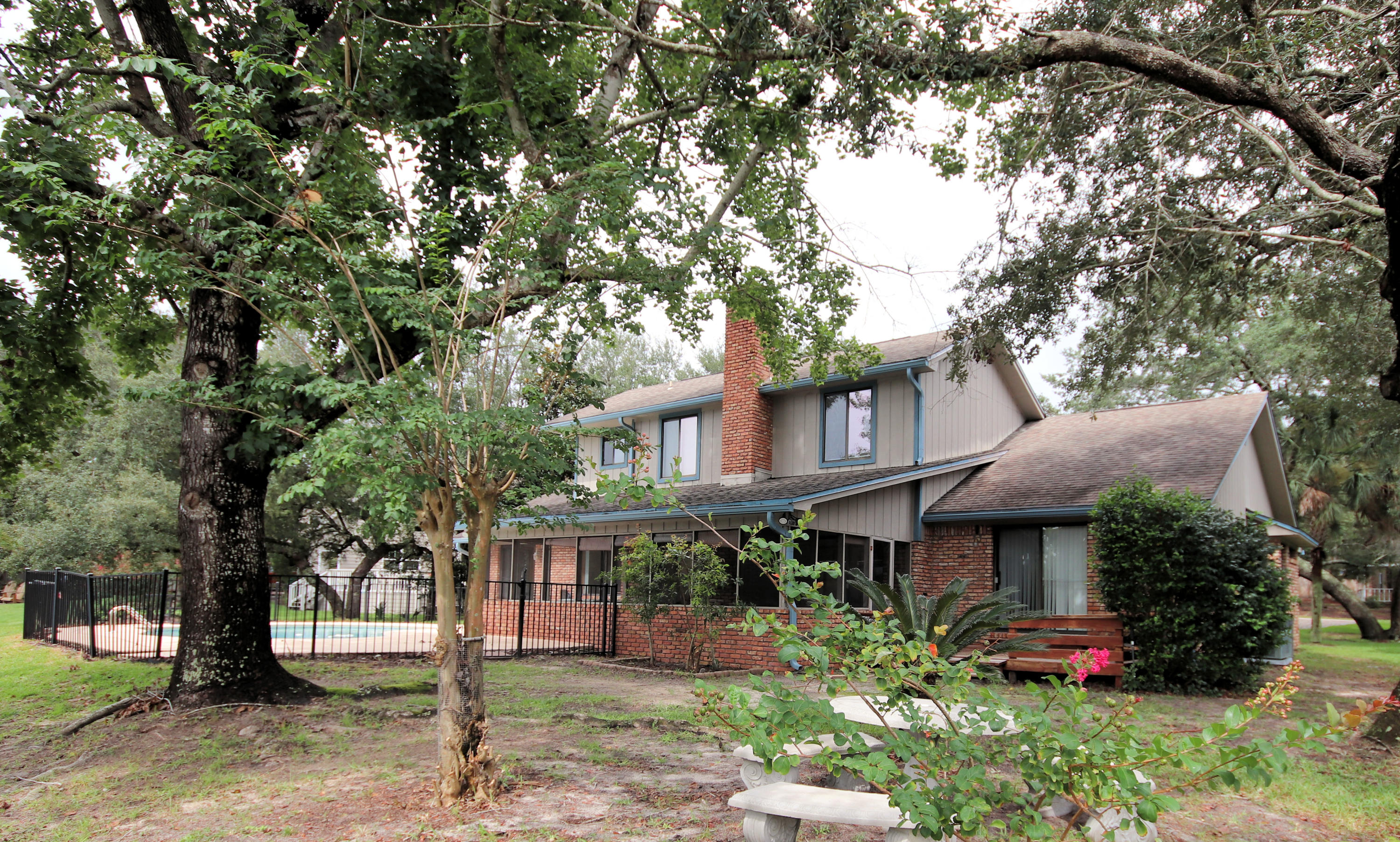 BLUEWATER BAY - Residential Lease