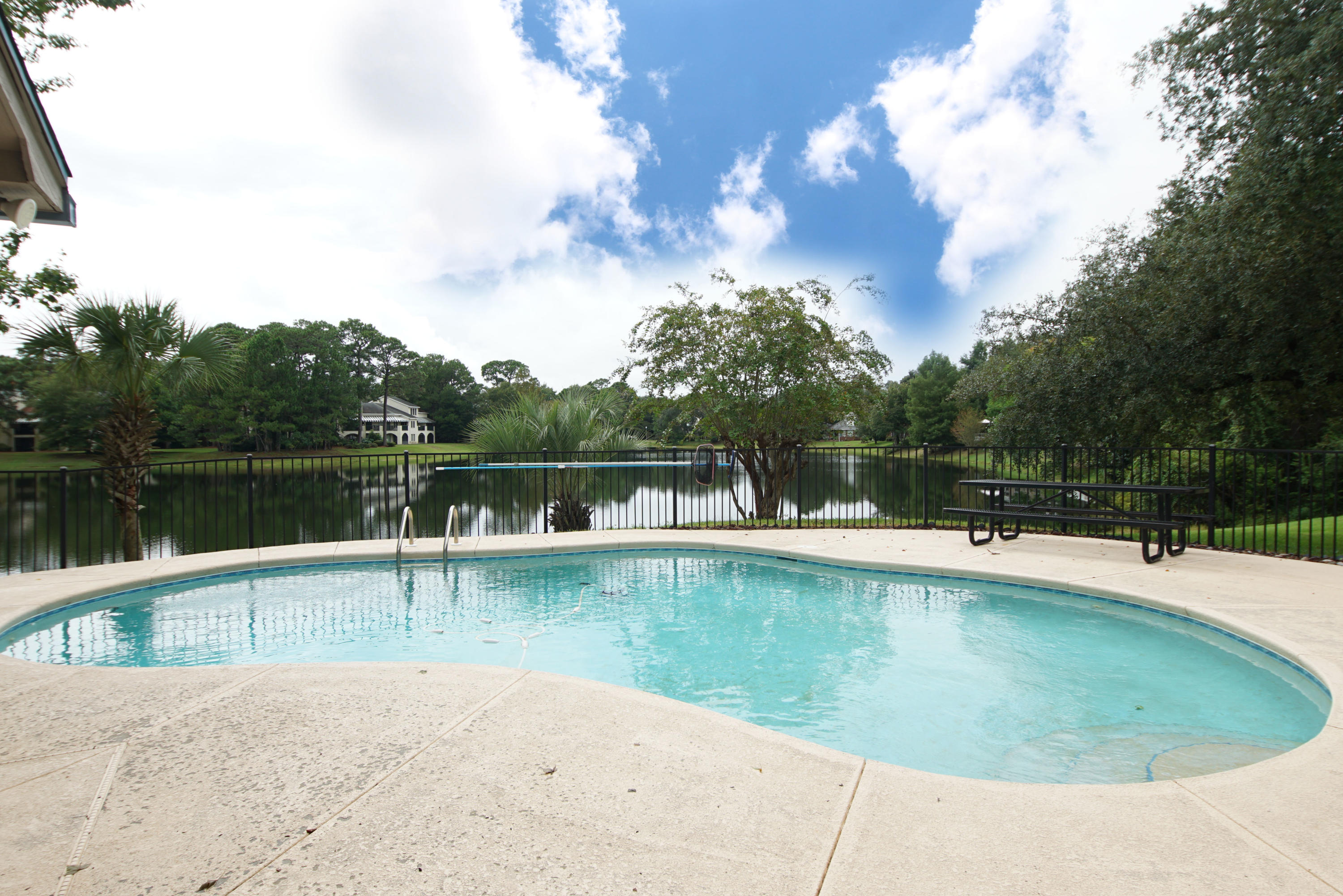 BLUEWATER BAY - Residential Lease