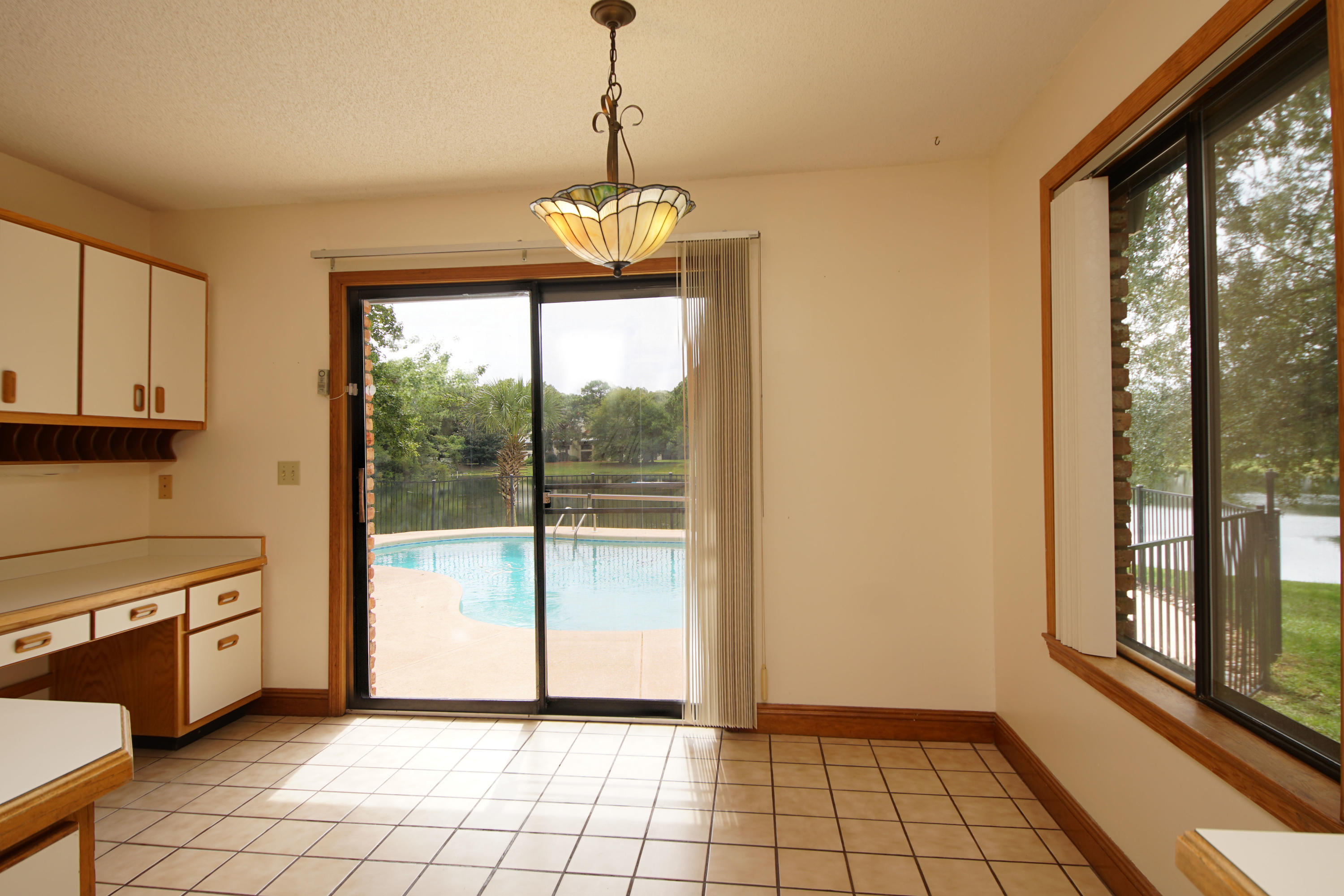 BLUEWATER BAY - Residential Lease