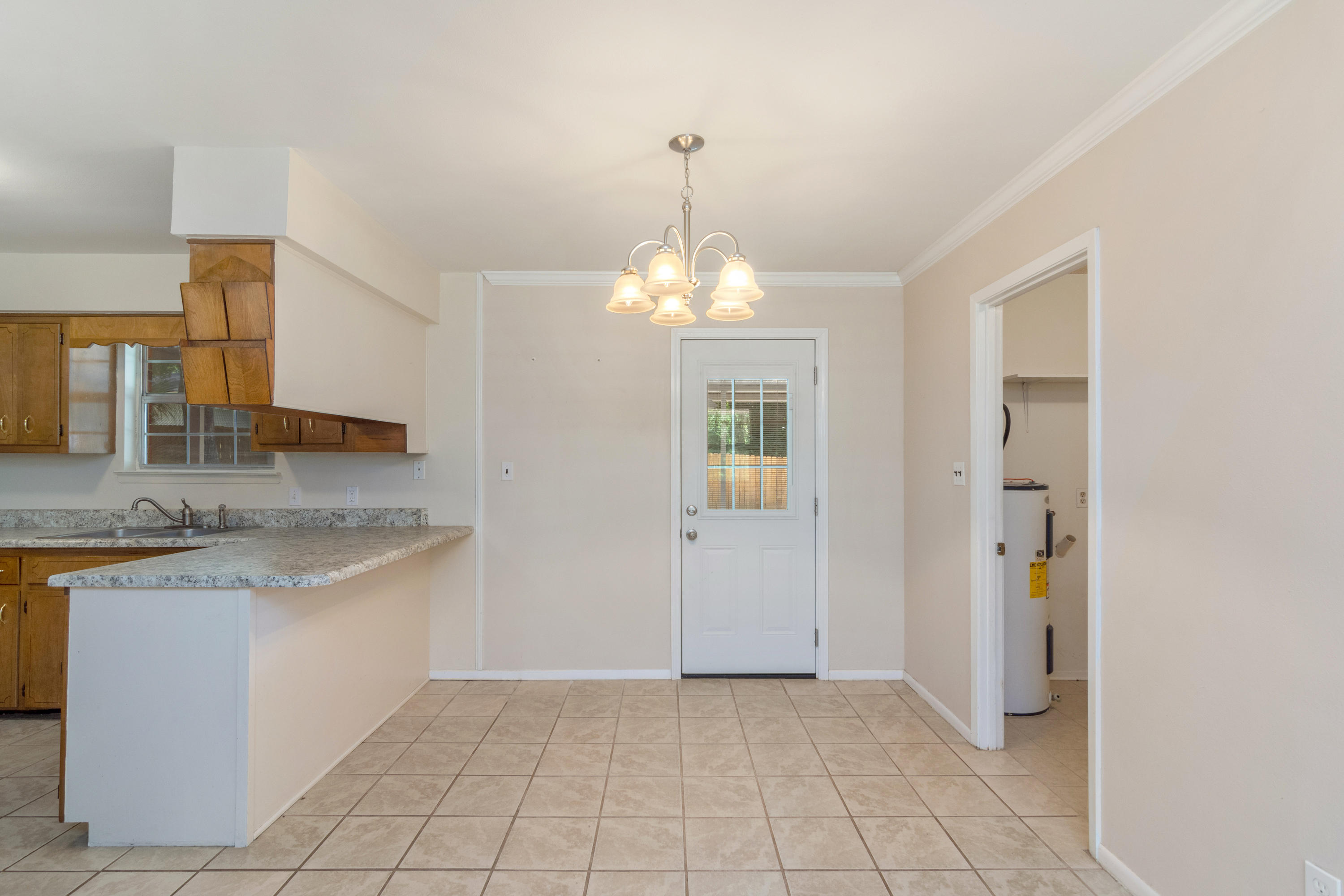 TOWN OF CRESTVIEW - Residential