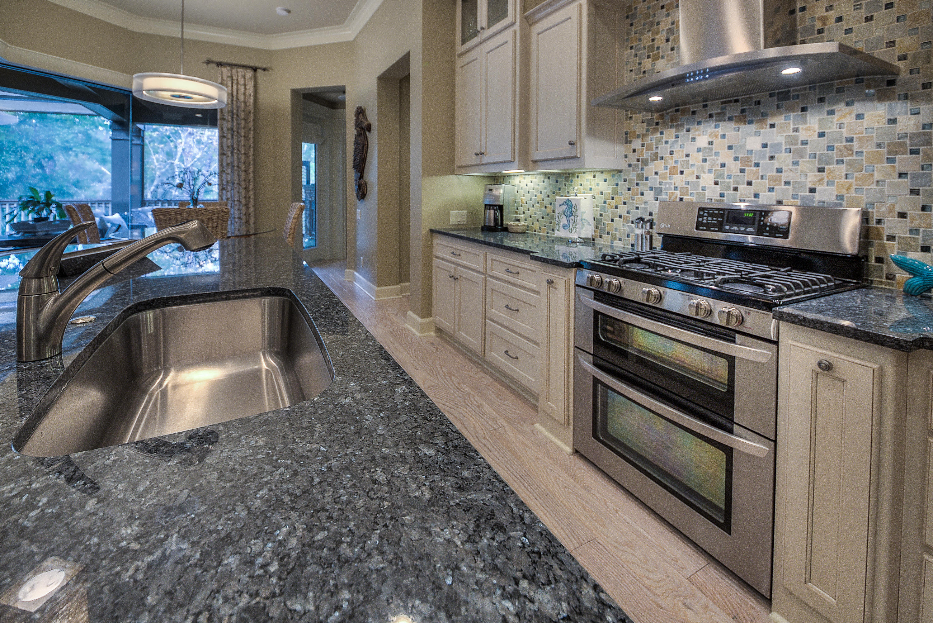 Wild Heron - Residential