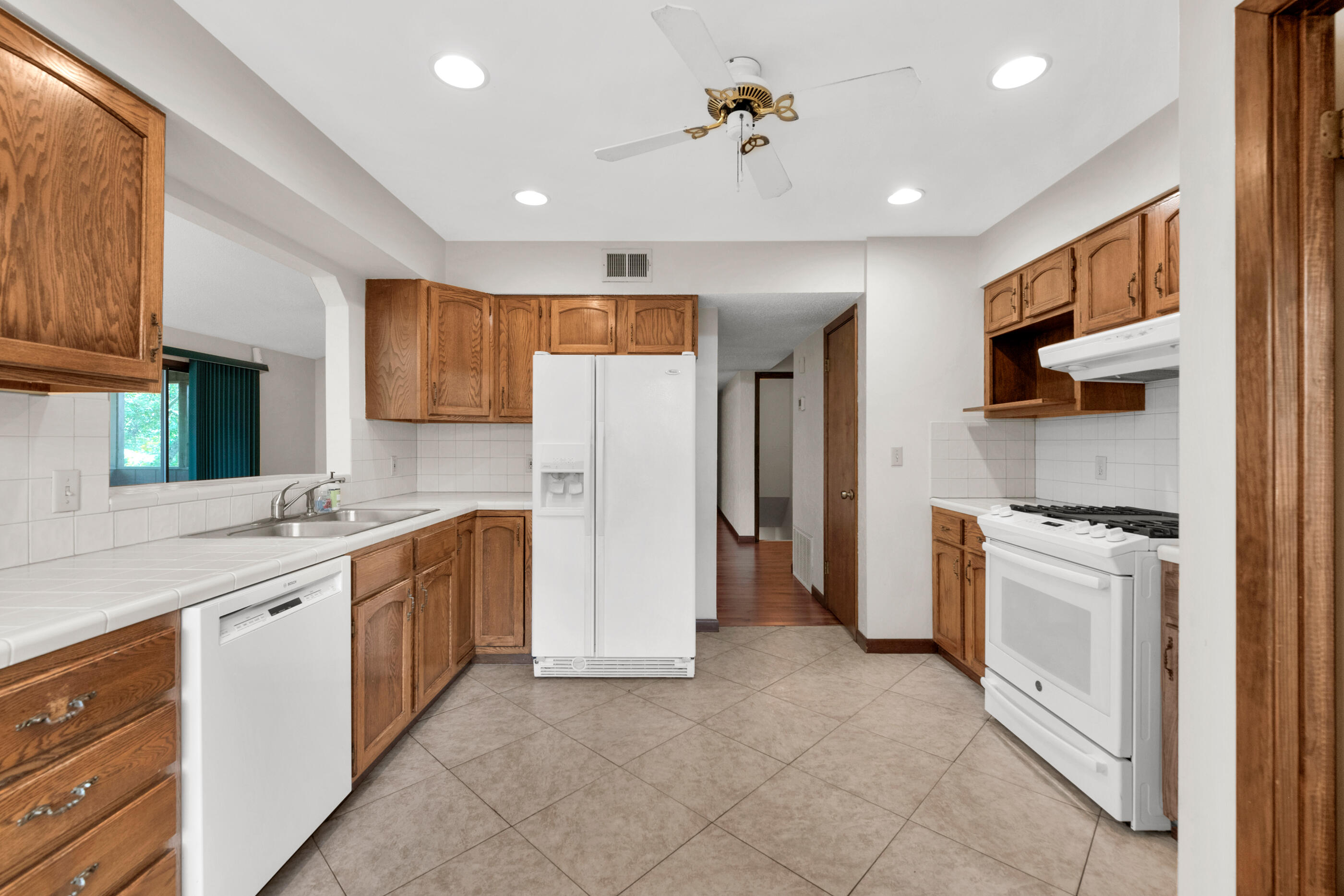 ROCKYWOOD PH 3 - Residential