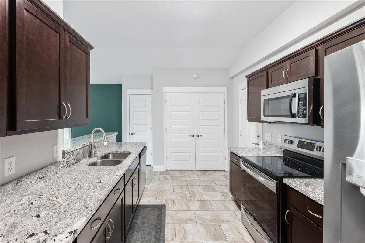 NAVARRE 2ND ADD - Residential