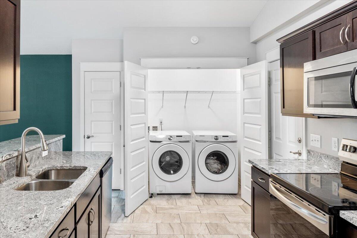 NAVARRE 2ND ADD - Residential