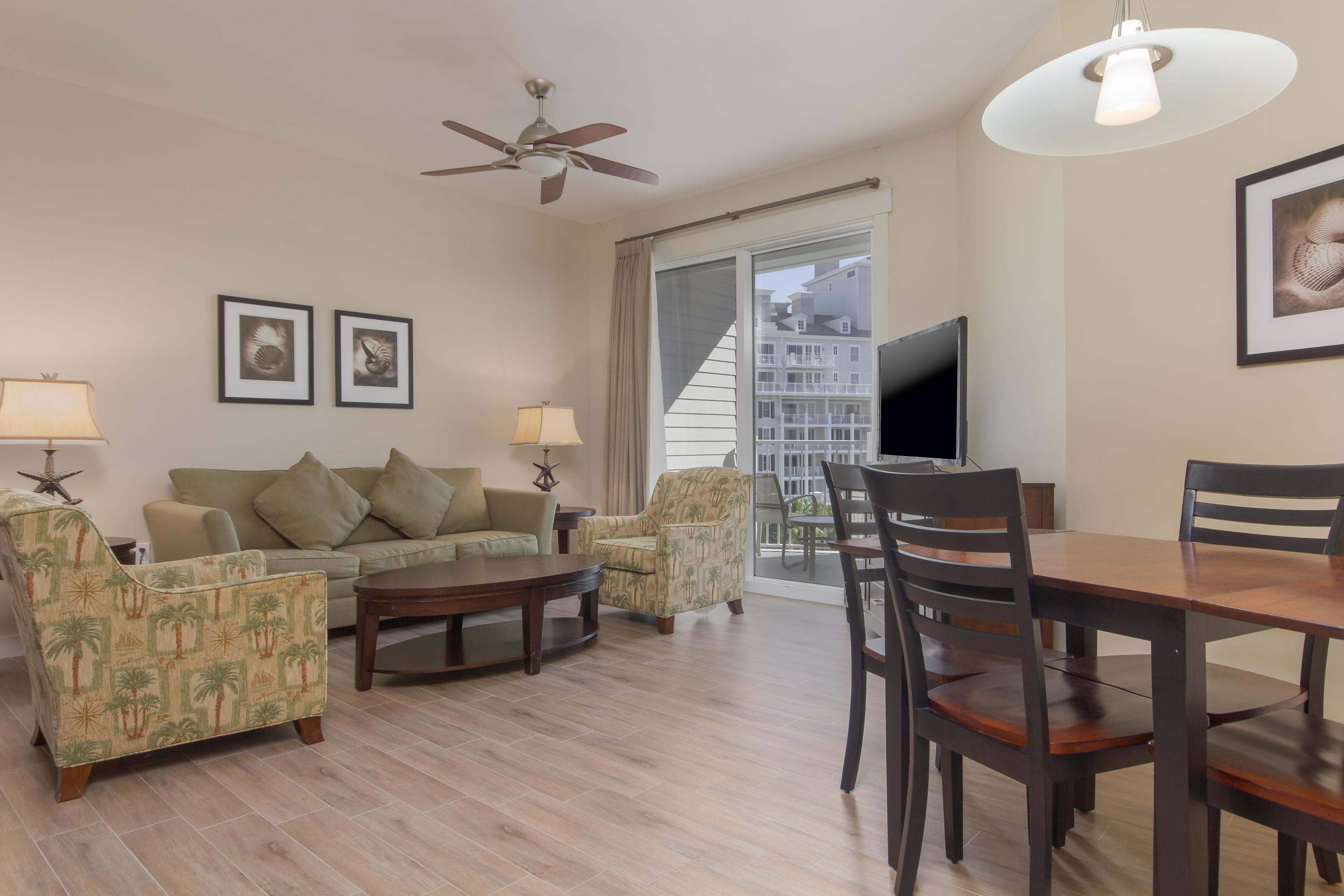 BAHIA CONDO - Residential