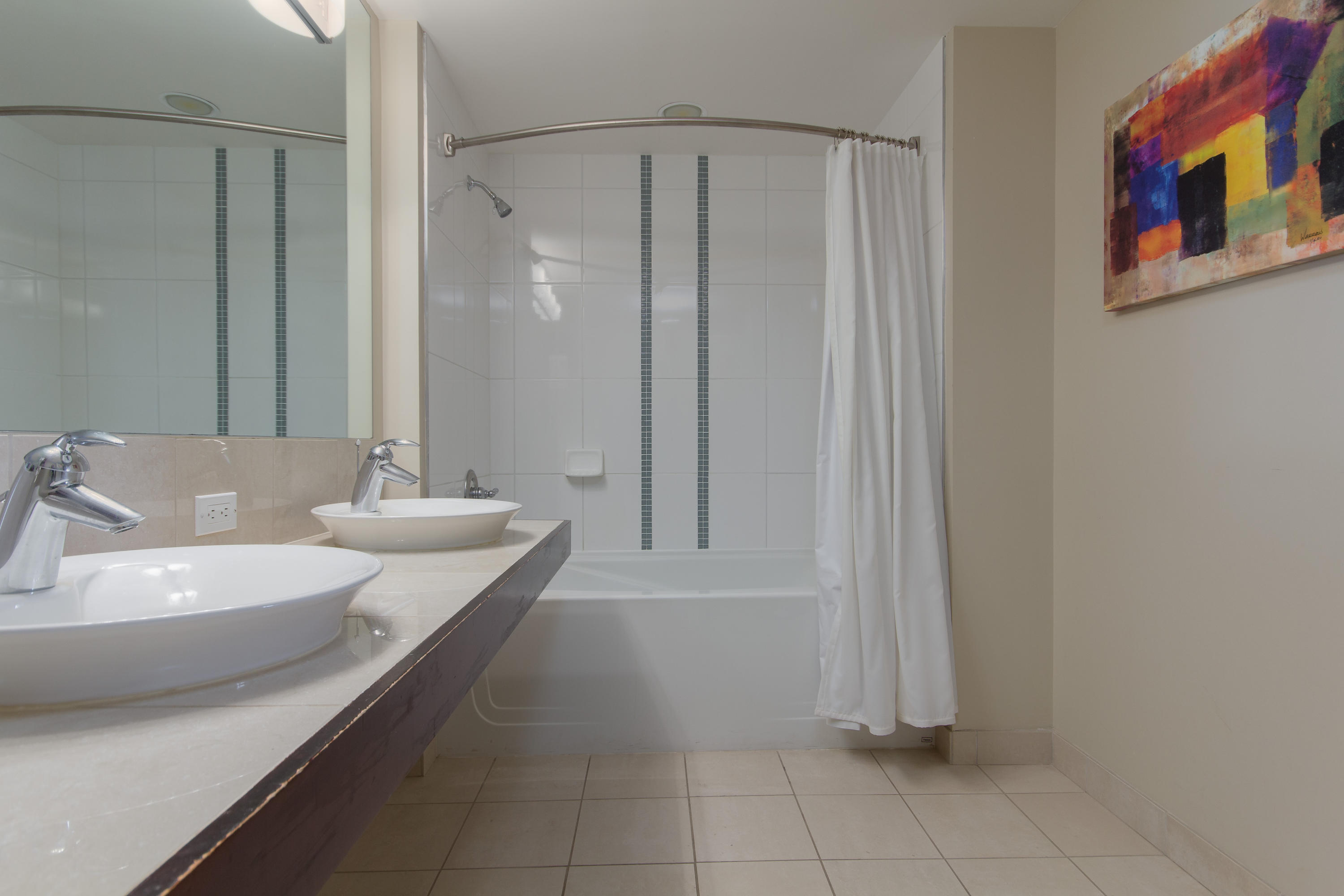 BAHIA CONDO - Residential